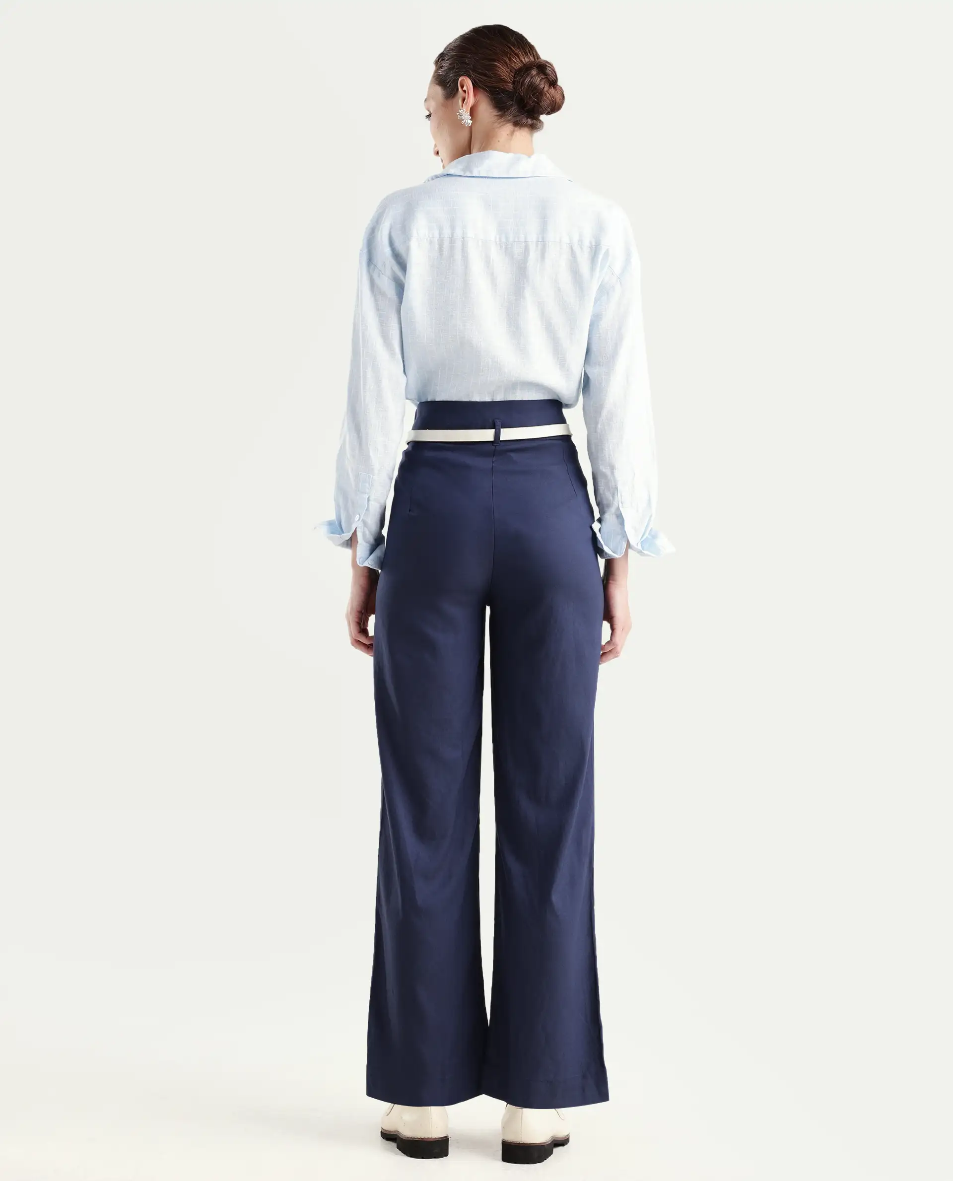 Rareism Women's Evanova Navy Viscose Plain Ankle Length Regular Fit Trouser - Image 7