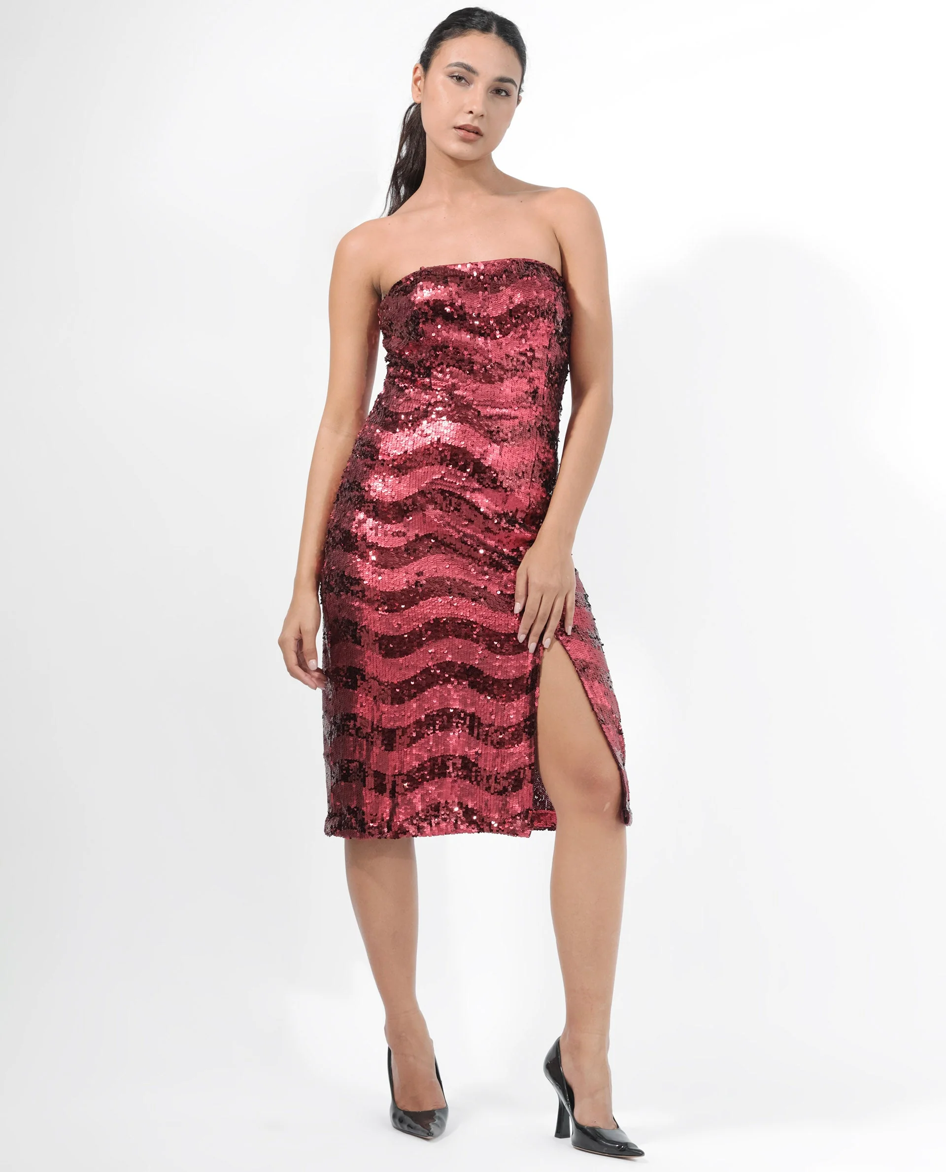 Rareism Women's Eve Sheen Red Polyester Tube Neck Sequined Sleeveless Midi Regular Fit Dress - Image 4