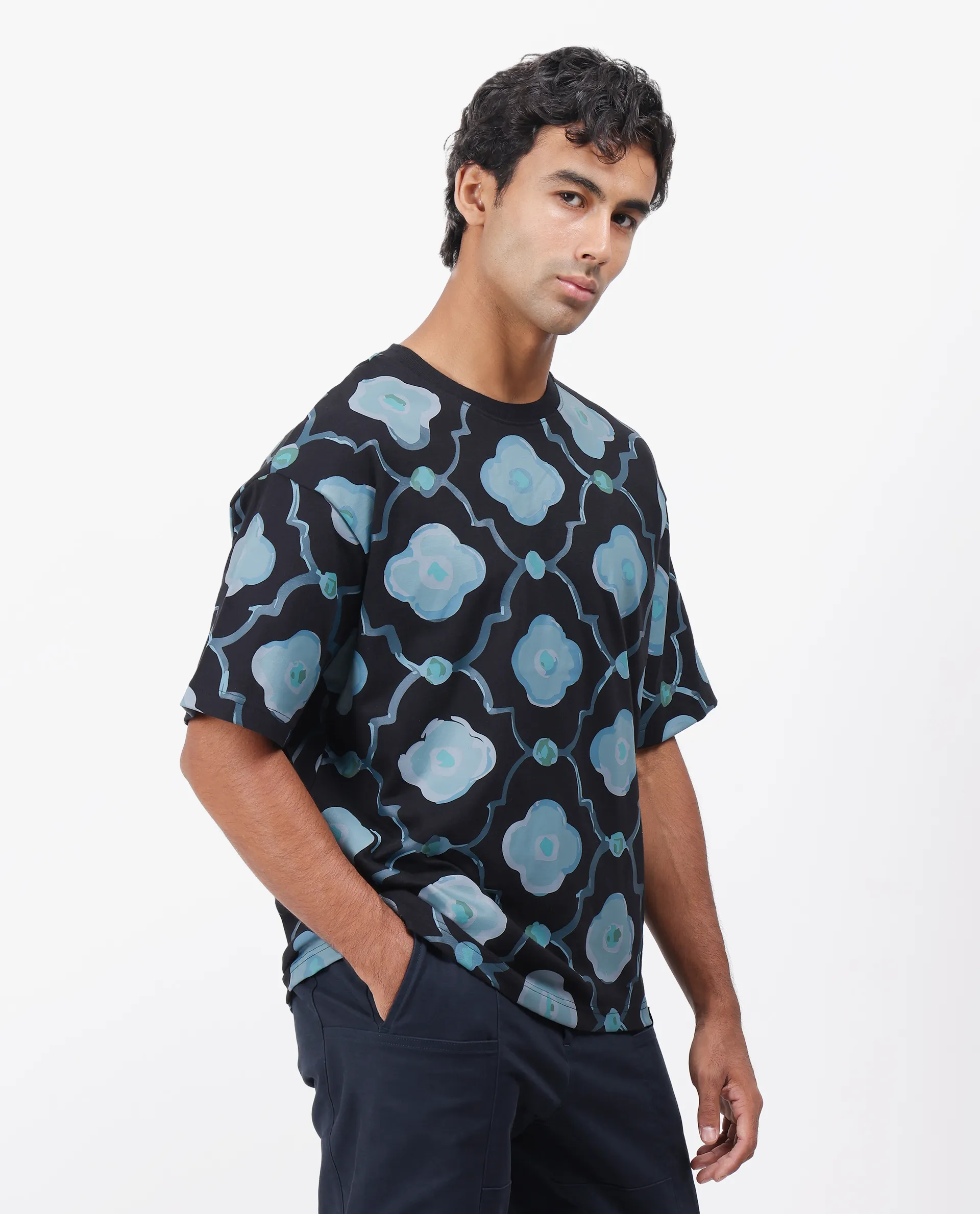Rare Rabbit Men's Evino Black Cotton Graphic Print Oversized Fit Half Sleeve Crew Neck T-Shirt - Image 7