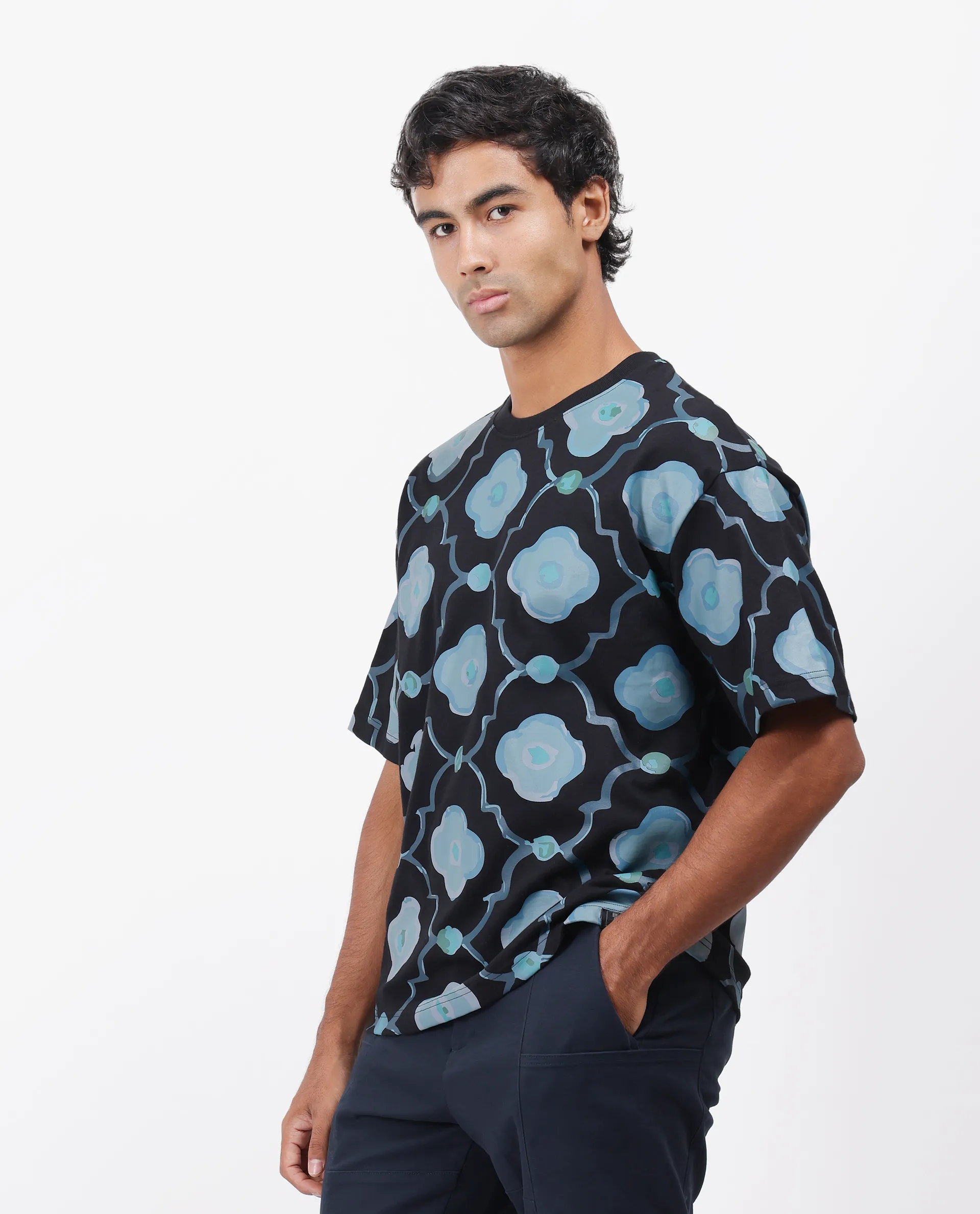 Rare Rabbit Men's Evino Black Cotton Graphic Print Oversized Fit Half Sleeve Crew Neck T-Shirt - Image 8