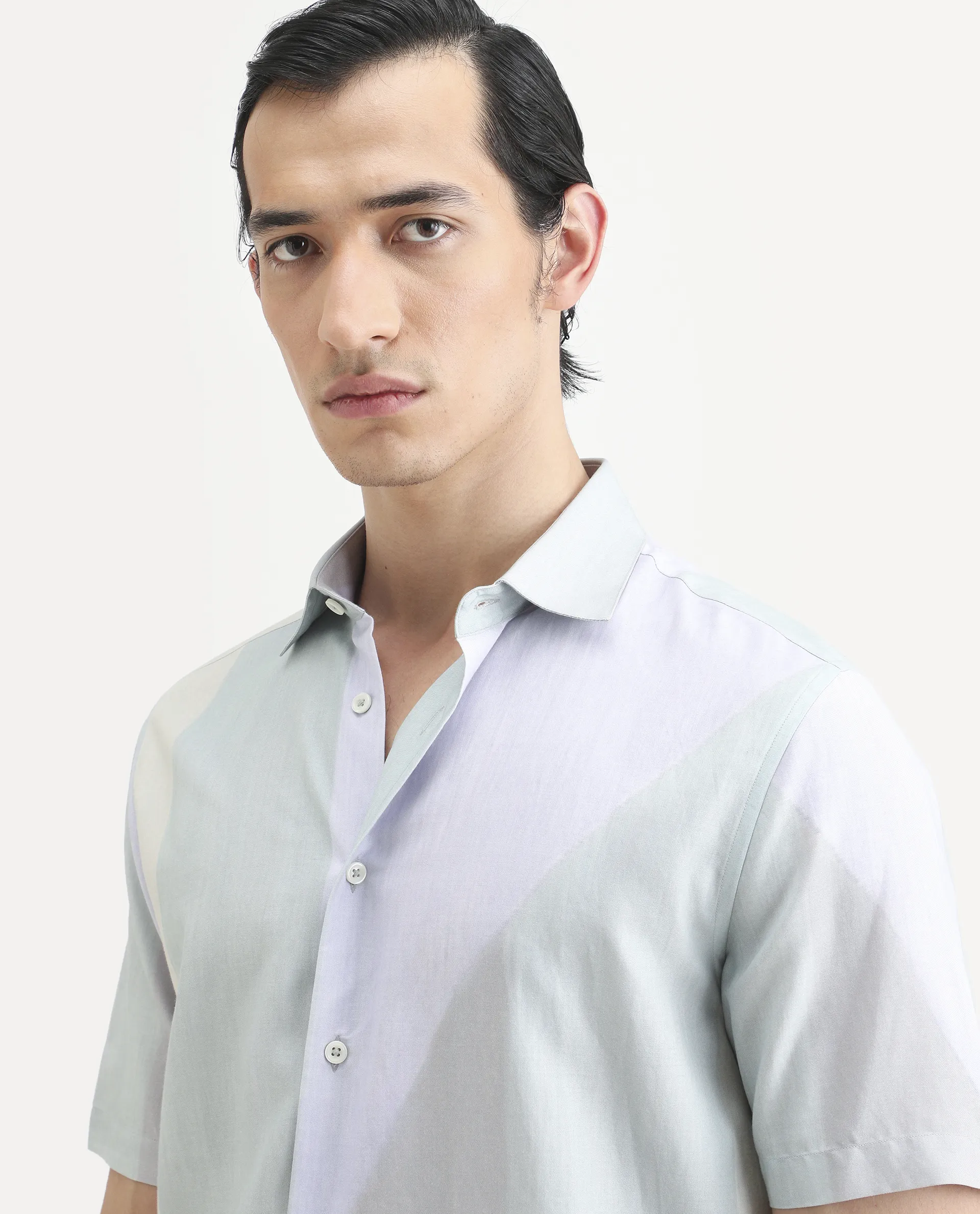 Rare Rabbit Men's Fade Pastel Green Cotton Blend Geometric Print Regular Fit Half Sleeve Collared Shirt - Image 4