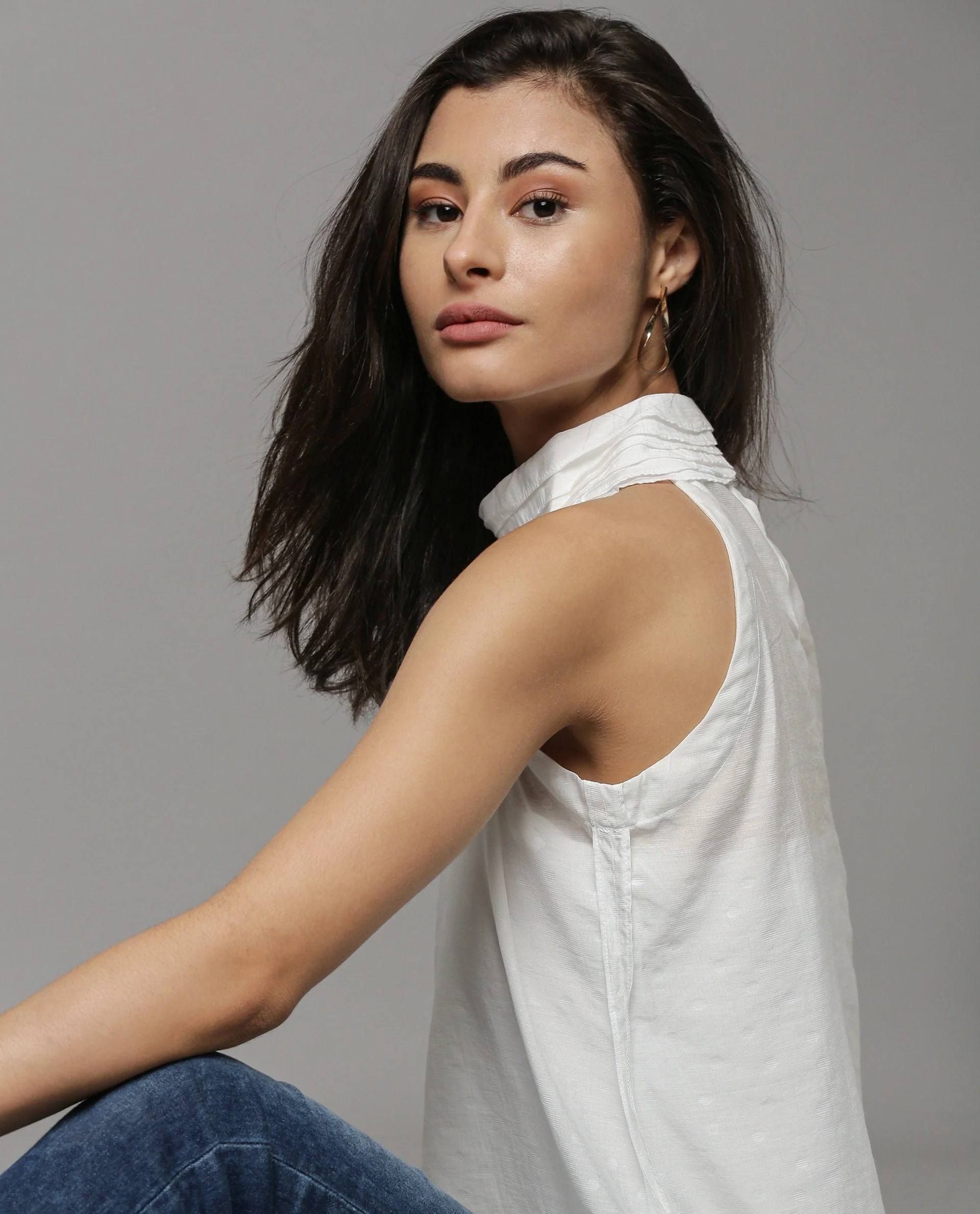 Rareism Women Feather White Top Sleeveless - Image 4