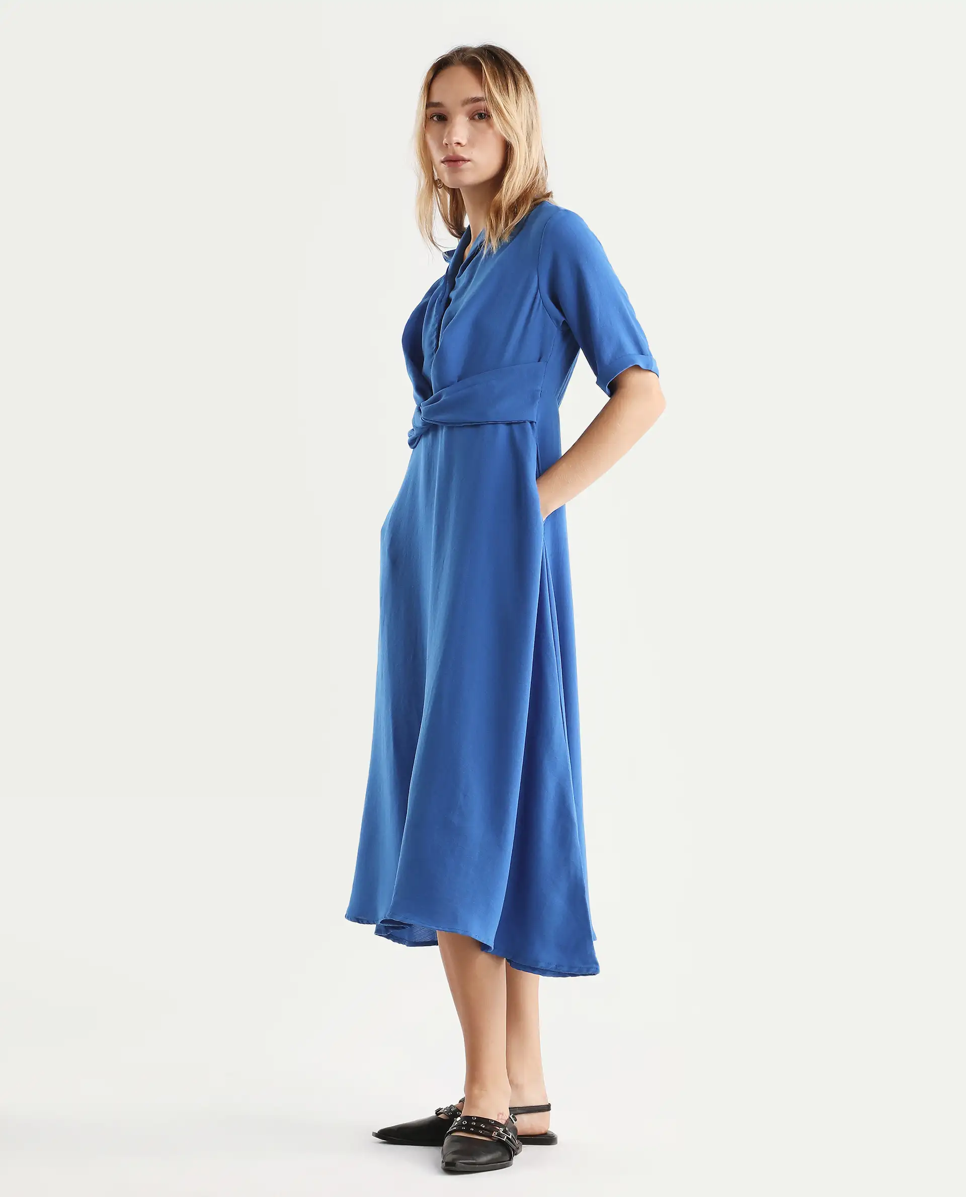 Rareism Women's Fedrez Navy Polyester Cowl Neck Plain Bell Sleeve Maxi Flared Dress - Image 5