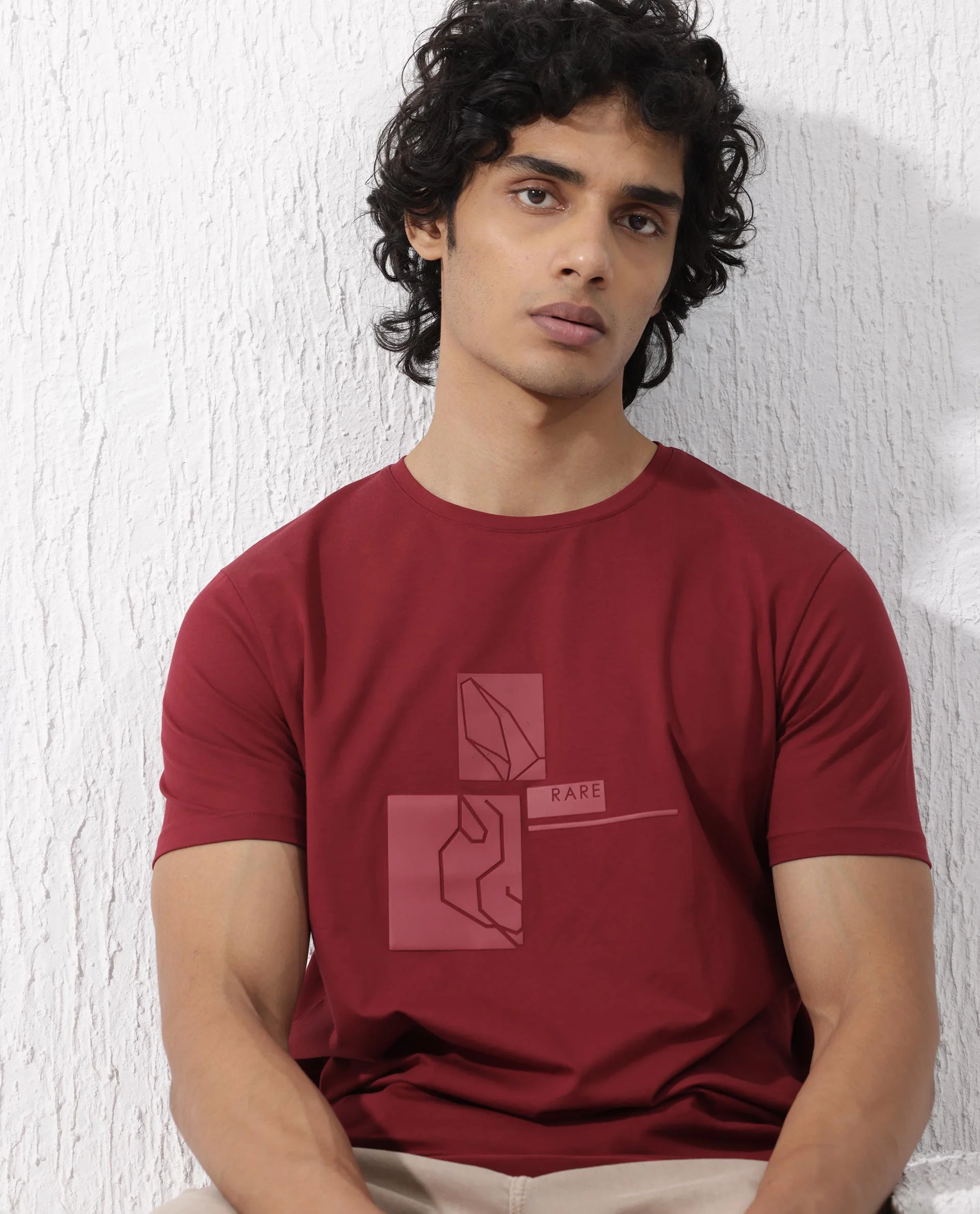 Rare Rabbit Men's Feine Red Cotton Blend Graphic Print Regular Fit Half Sleeve Crew Neck T-Shirt - Image 4