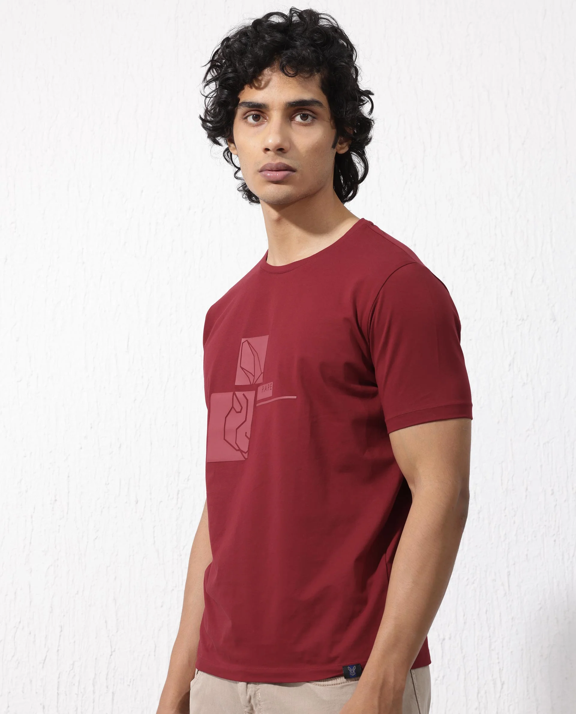 Rare Rabbit Men's Feine Red Cotton Blend Graphic Print Regular Fit Half Sleeve Crew Neck T-Shirt - Image 9