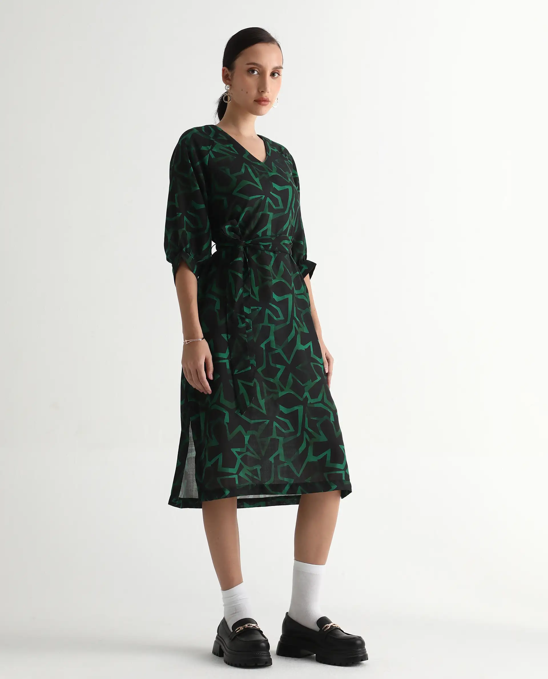 Rareism Women's Feray Dark Black Linen V-Neck Geometric Print Bishop Sleeve Midi A-Line Dress - Image 7