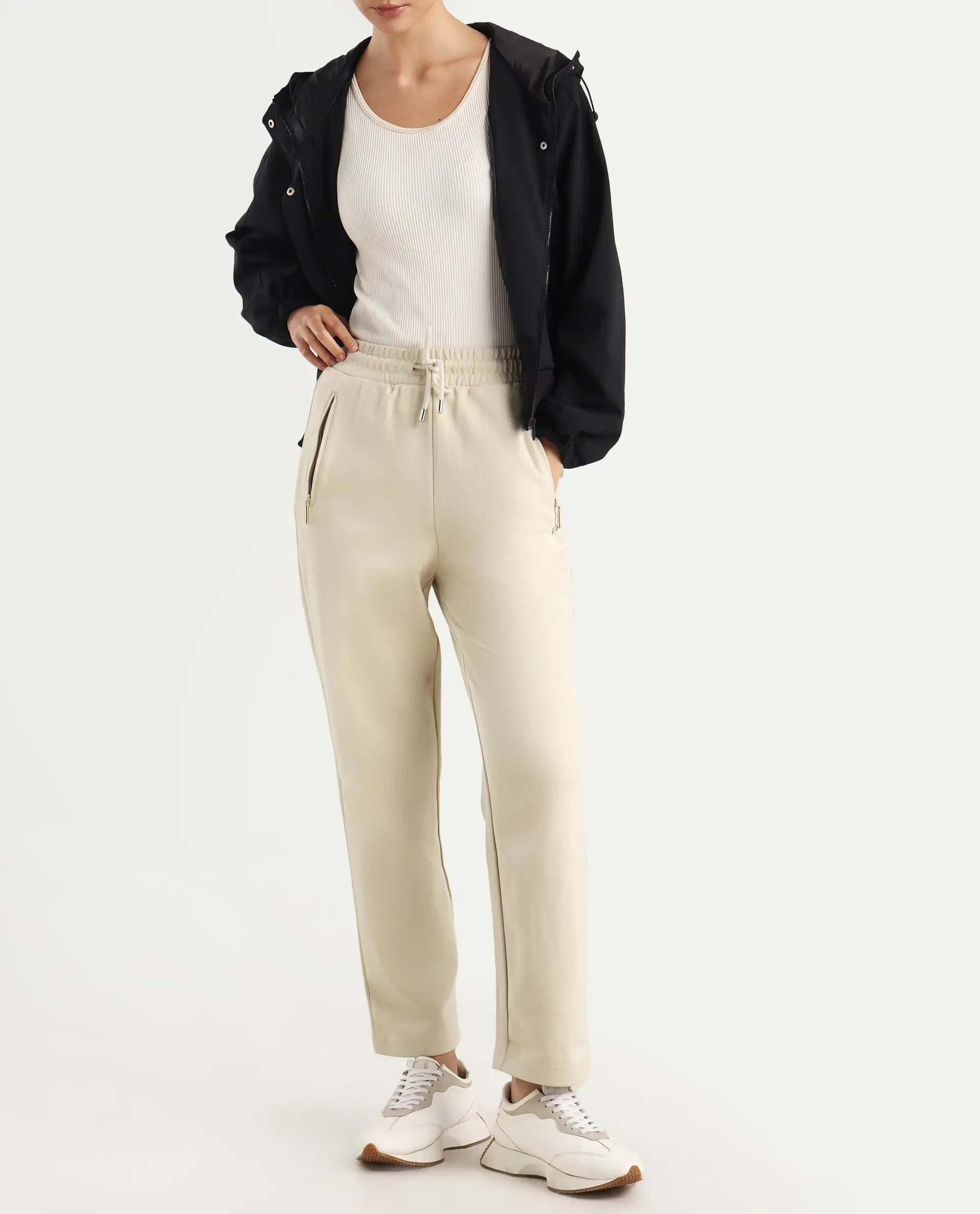 Rareism Women's Fider Beige Cotton Blend Plain Ankle Length Tapered Track Pant - Image 2