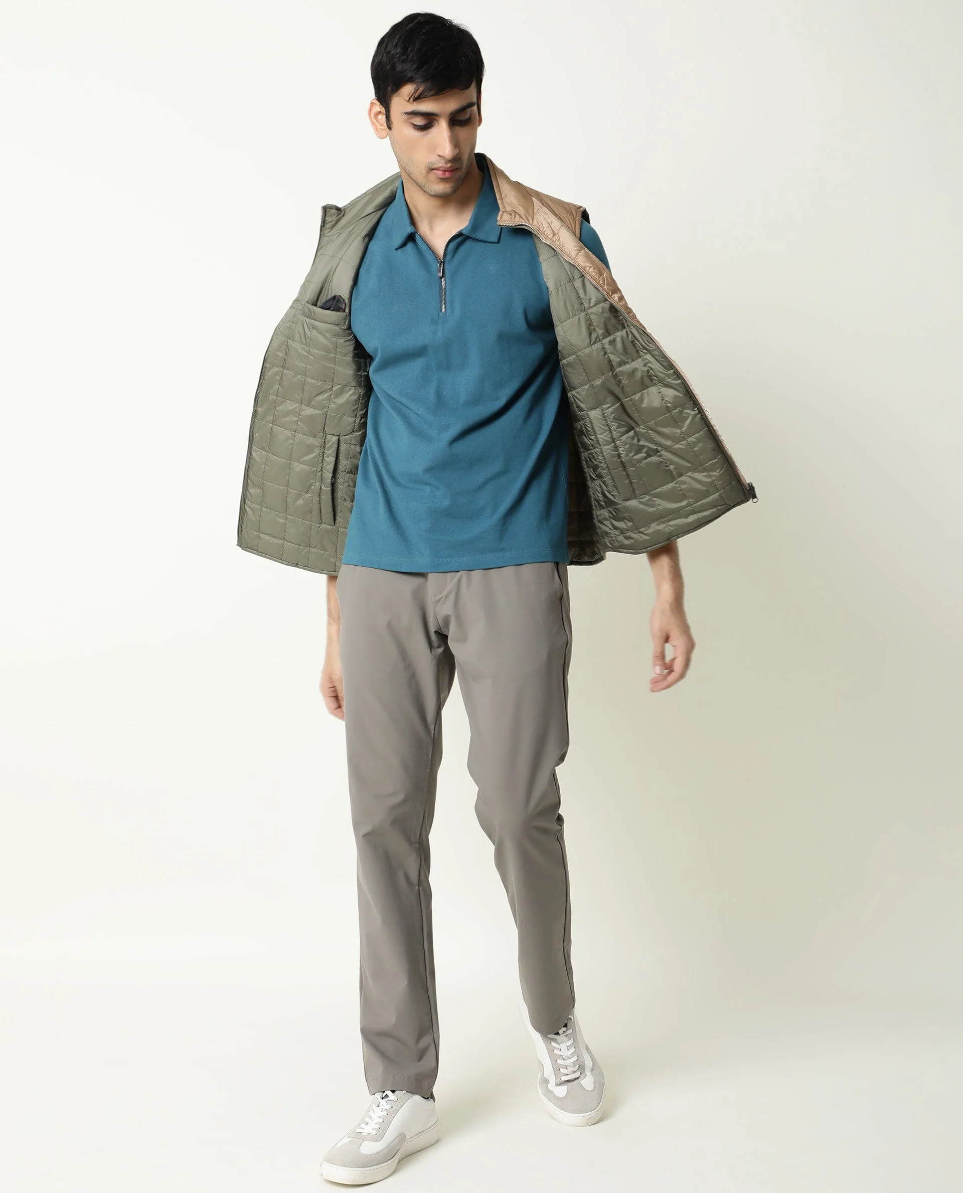 Rare Rabbit Men's Fillex Olive Nylon Plain Regular Fit Sleeveless Mandarin Collar Jacket - Image 5