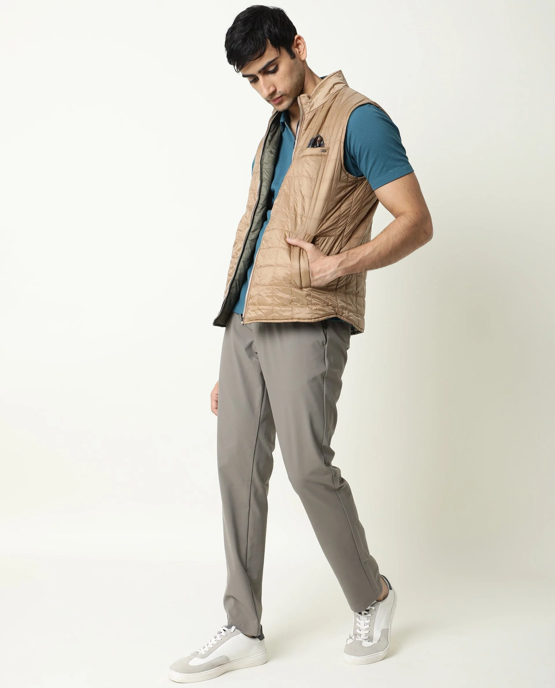 Rare Rabbit Men's Fillex Olive Nylon Plain Regular Fit Sleeveless Mandarin Collar Jacket - Image 6