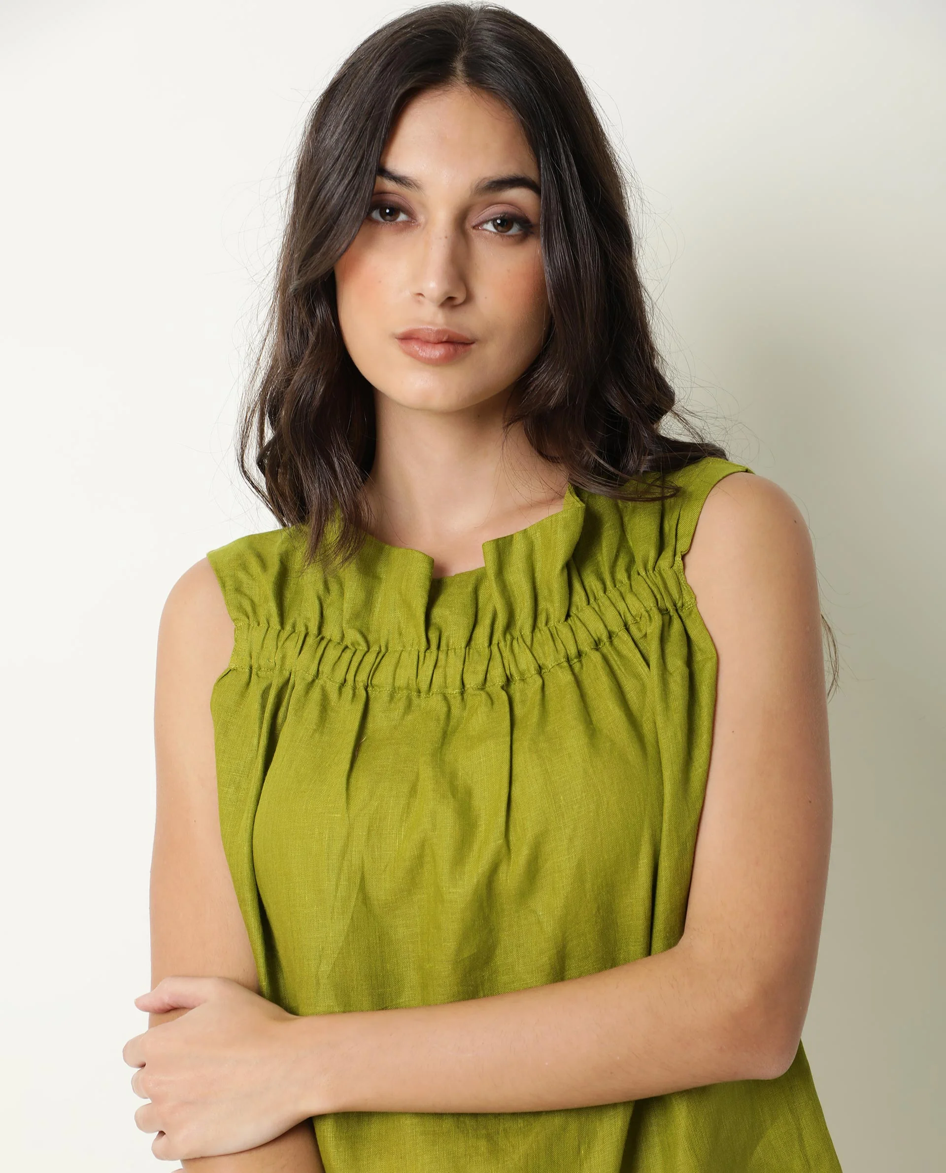 Rareism Women's Flash Green Linen Square Neck Plain Knee Length Tailored Top - Image 4