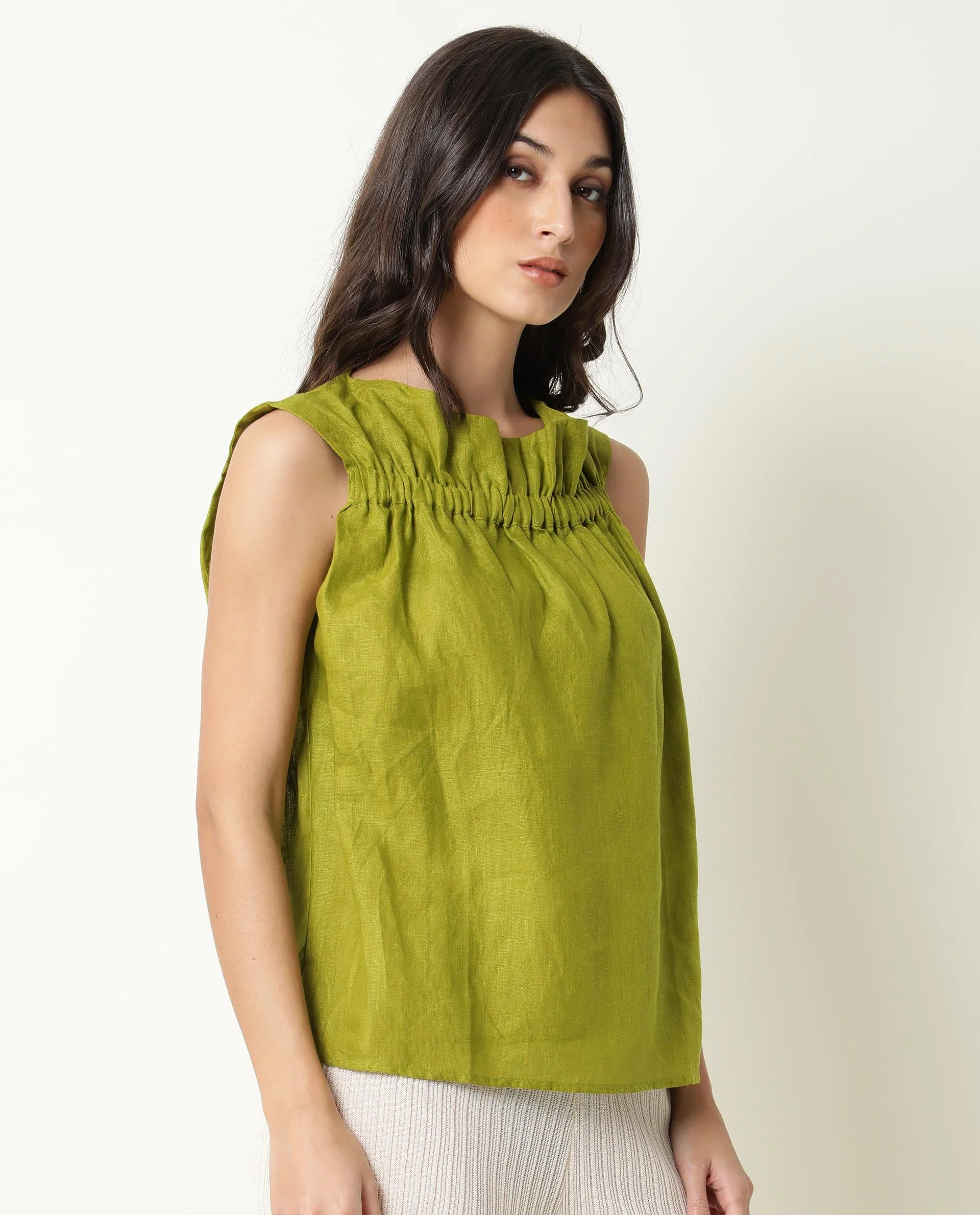Rareism Women's Flash Green Linen Square Neck Plain Knee Length Tailored Top - Image 9