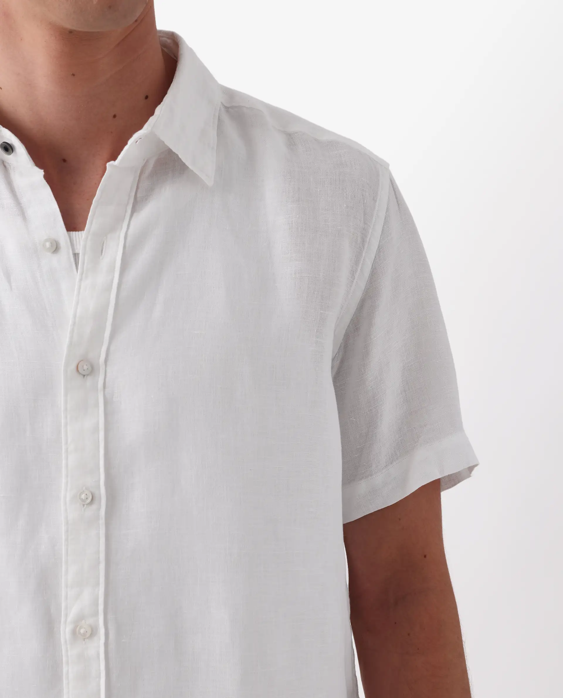Rare Rabbit Men's Flax Ss White 100% Linen Plain Regular Fit Half Sleeve Spread Collar Shirt - Image 3