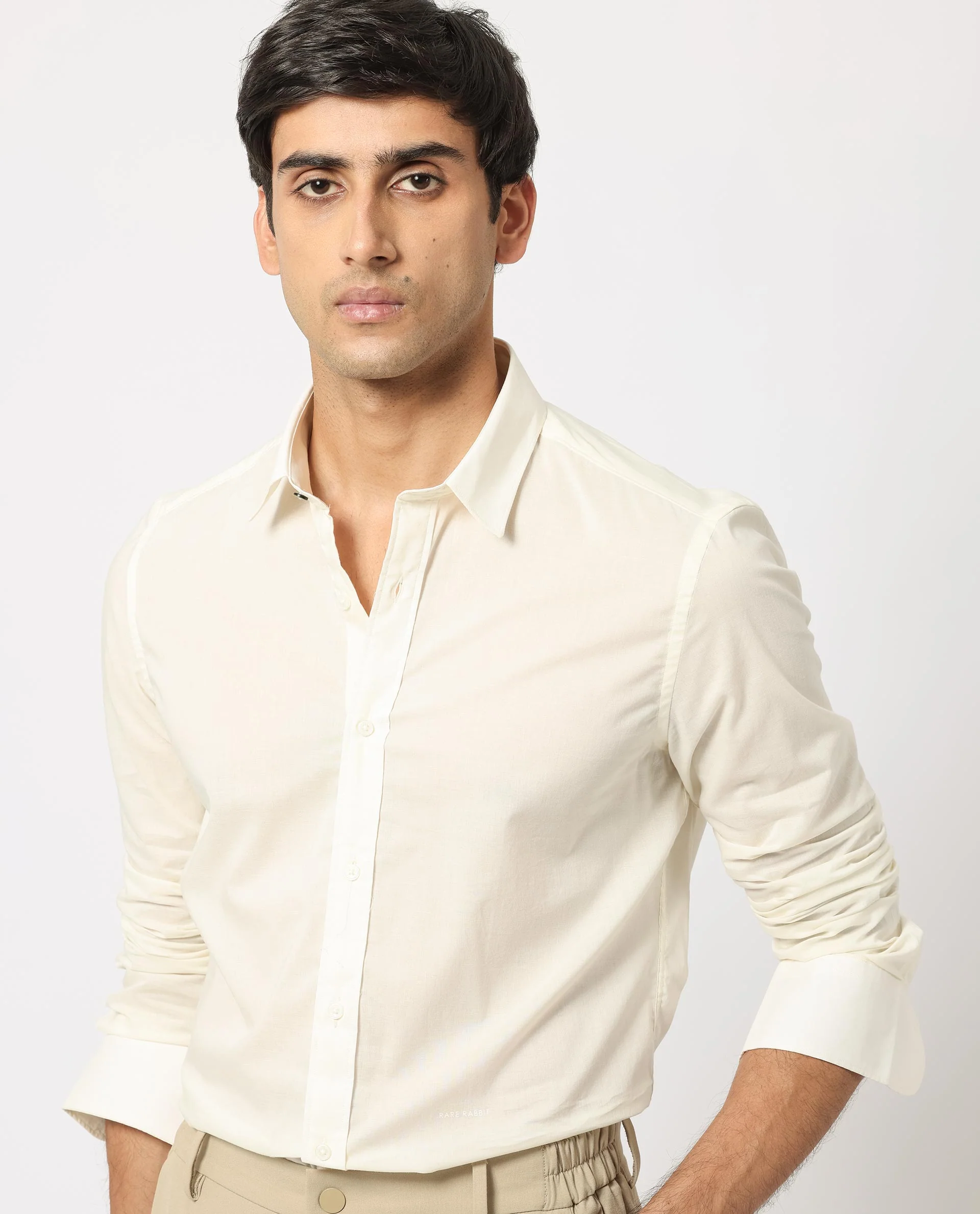 Rare Rabbit Men's Flees White Cotton Plain Regular Fit Full Sleeve Collared Shirt - Image 6