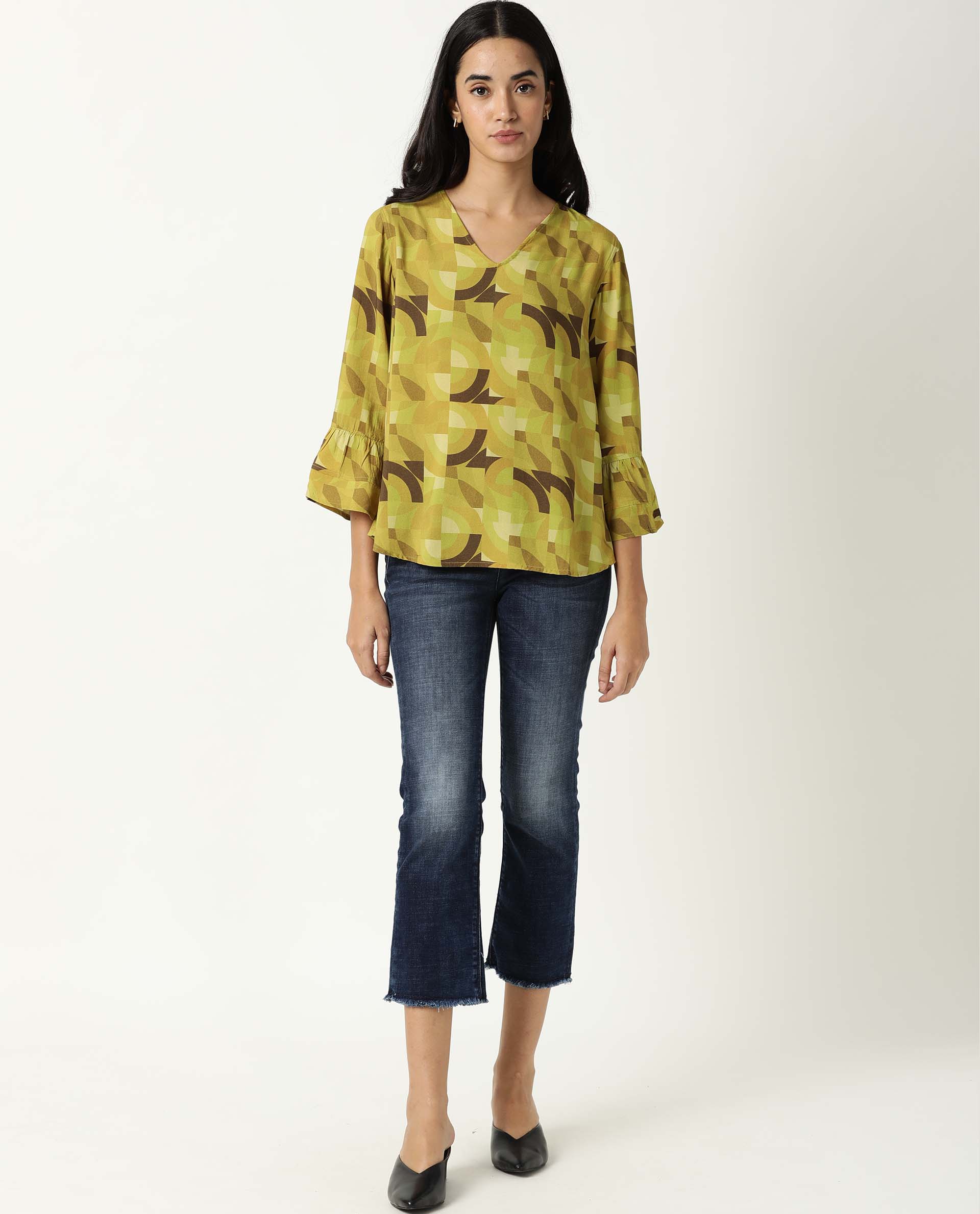Rareism Womens Flex Green Top Regular Fit Balloon Sleeve V Neck - Image 8