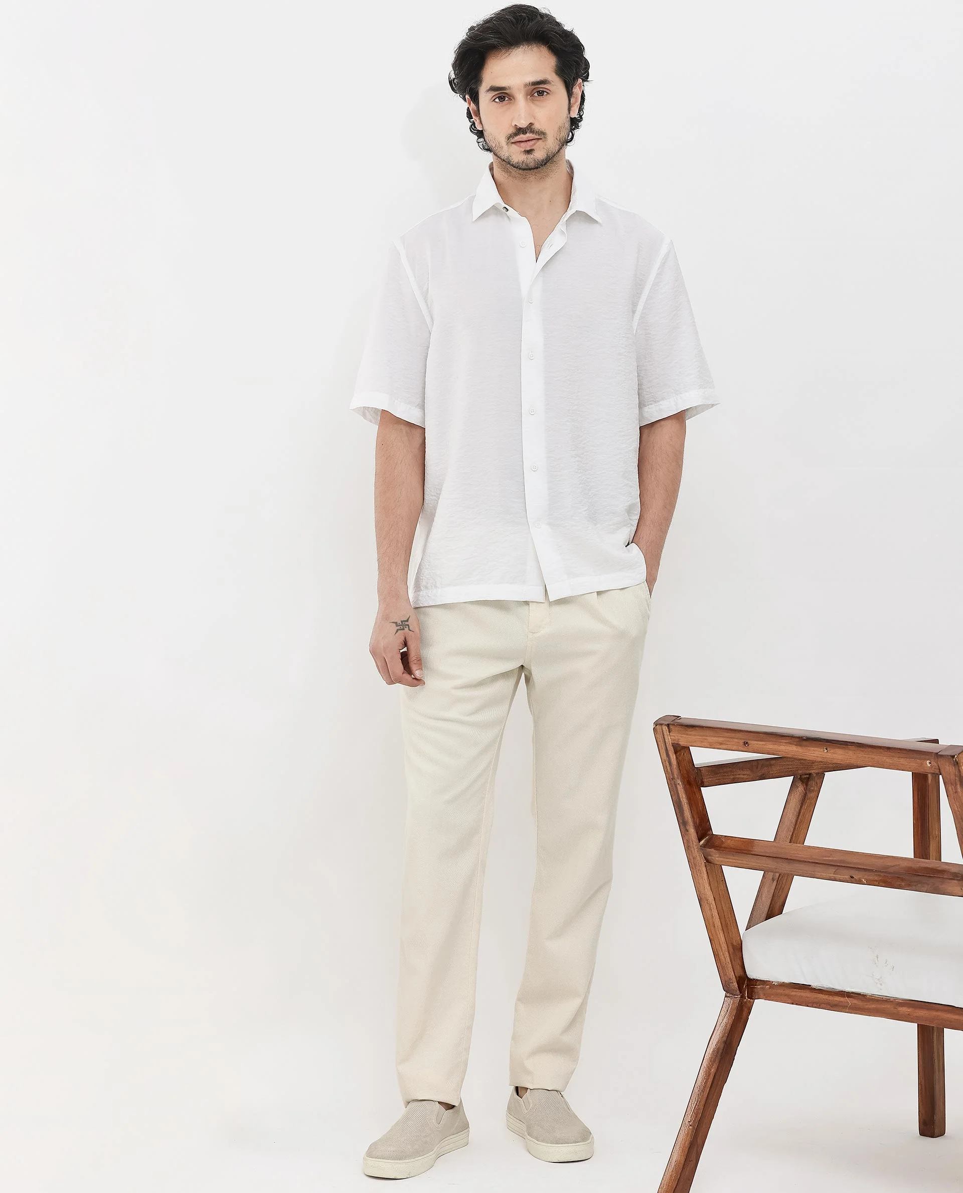 Rare Rabbit Men's Flo White Viscose Textured Boxy Fit Half Sleeve Collared Shirt - Image 2