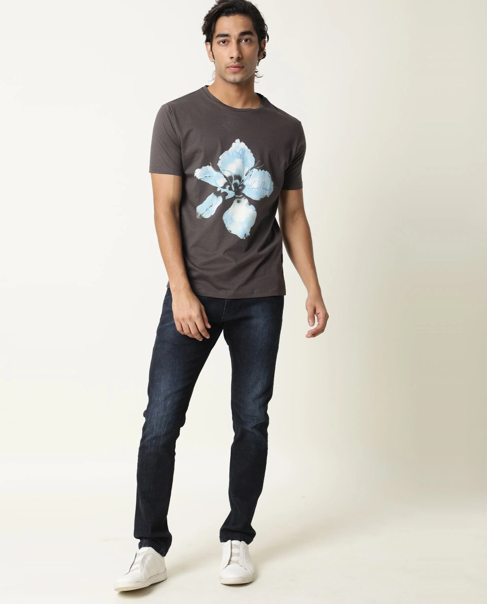 Rare Rabbit Men's Floas Grey Cotton Graphic Print Slim Fit Half Sleeve Crew Neck T-Shirt - Image 3