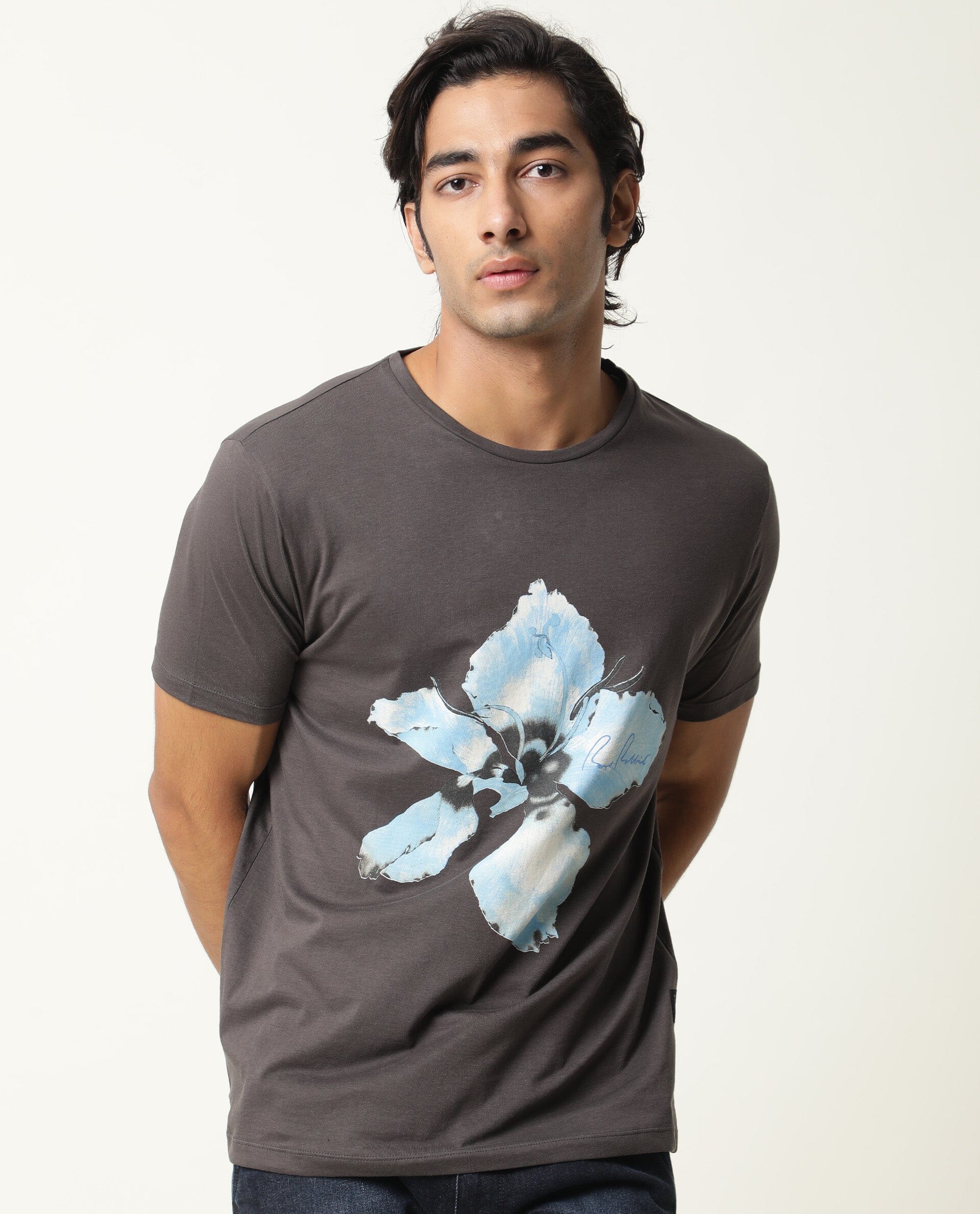 Rare Rabbit Men's Floas Grey Cotton Graphic Print Slim Fit Half Sleeve Crew Neck T-Shirt - Image 4