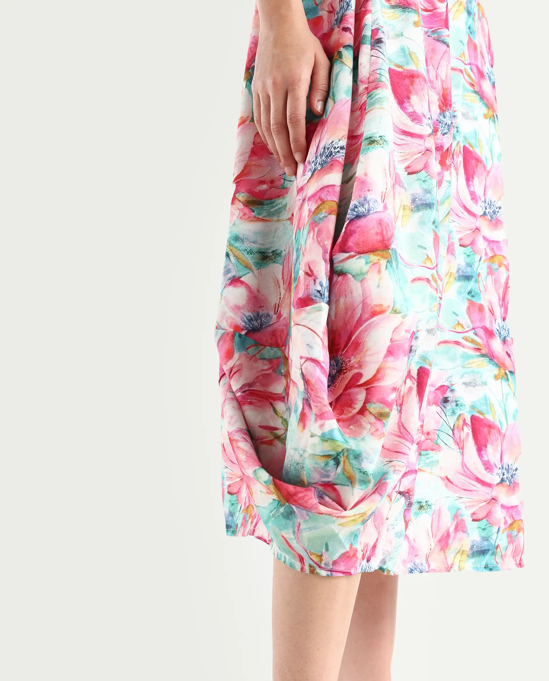 Rareism Women's Flonki Pastel Green Viscose Crew Neck Floral Print Bell Sleeve Midi Regular Fit Dress - Image 5
