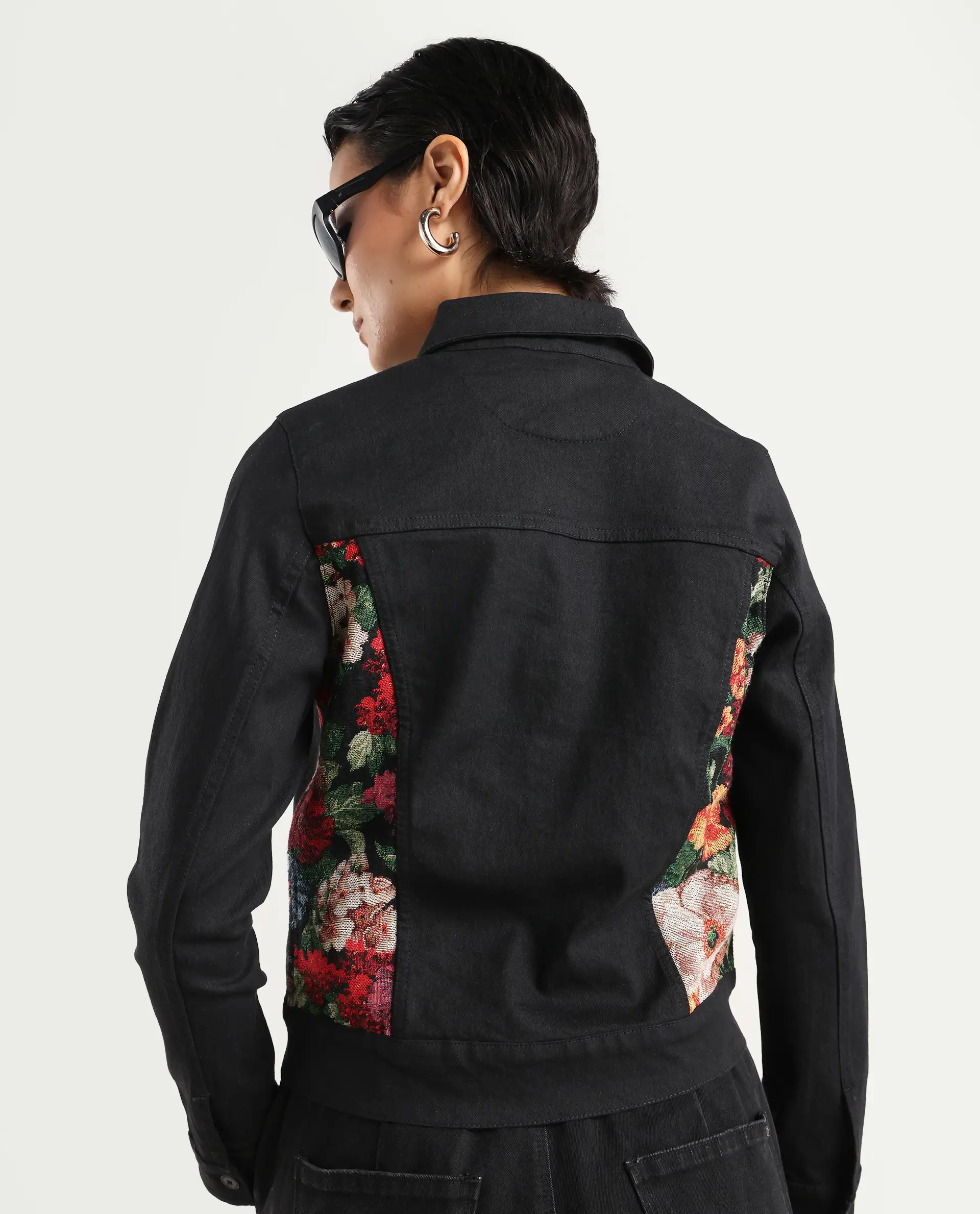Rareism Women's Floria Black Cotton Blend Drop Collar Plain Cuffed Sleeve Regular Fit Jacket