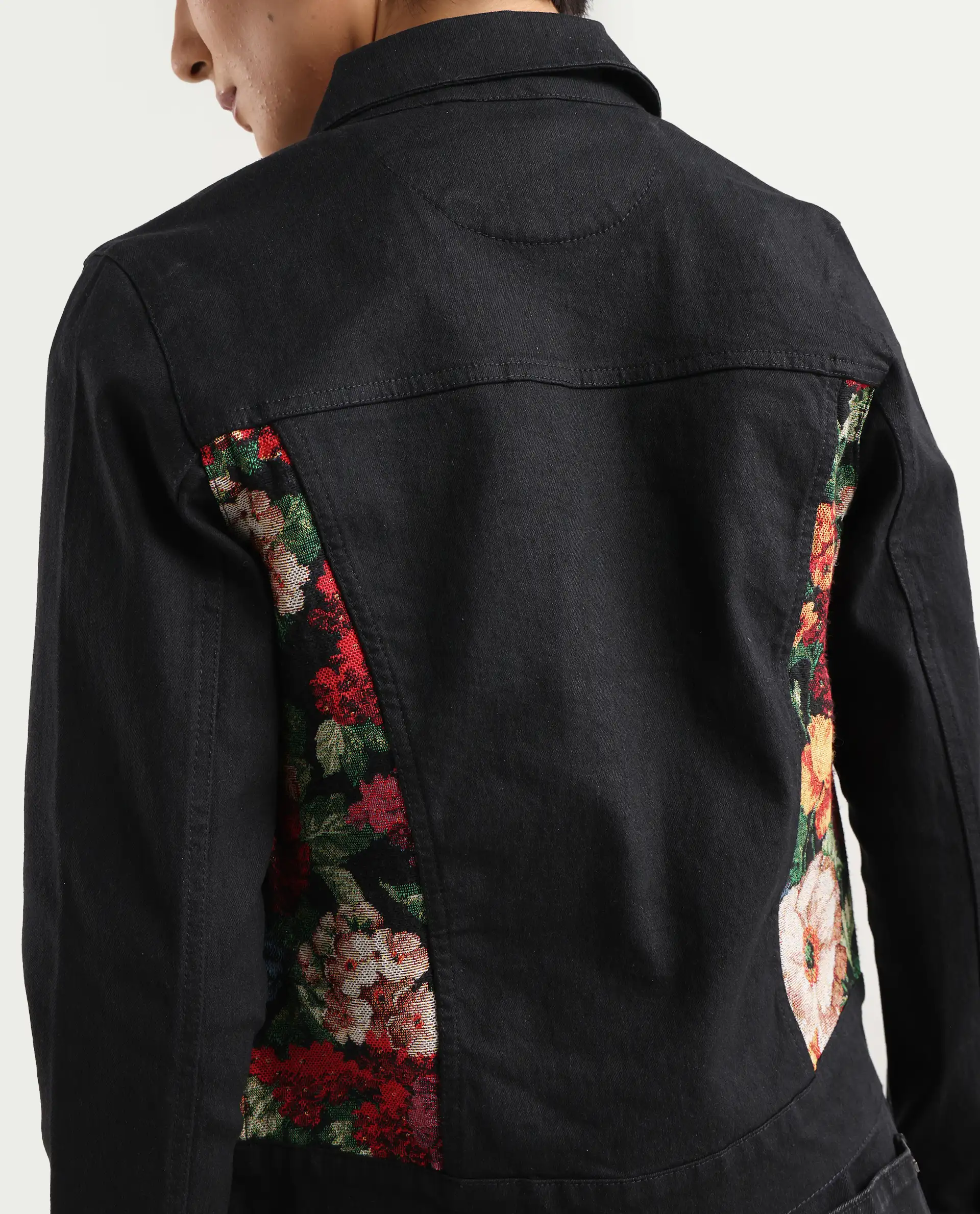 Rareism Women's Floria Black Cotton Blend Drop Collar Plain Cuffed Sleeve Regular Fit Jacket - Image 4