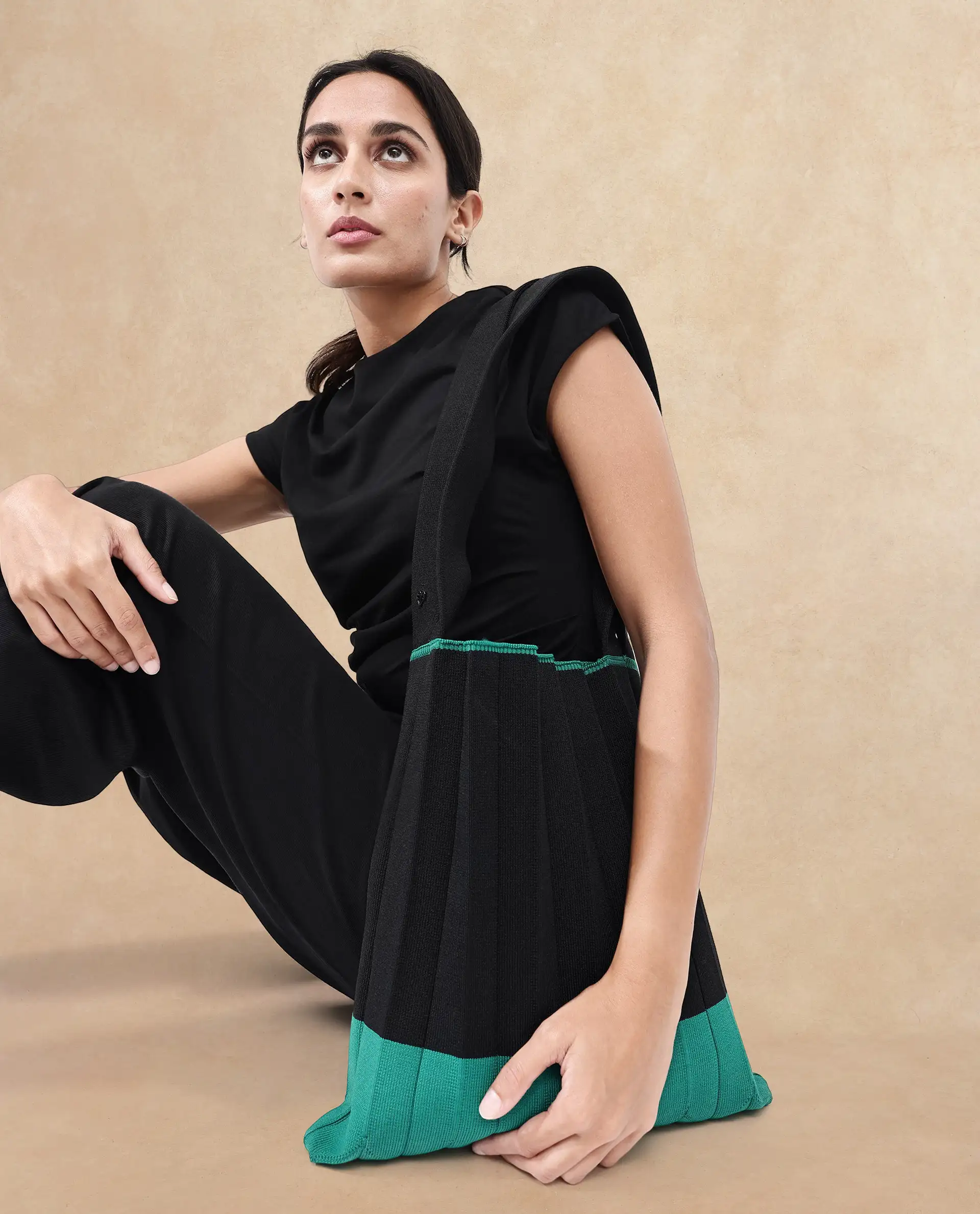 Rareism Articale Women Flounce Black Fabric Polyester Fabric Colorblock Knitted Tote Bag - Image 7