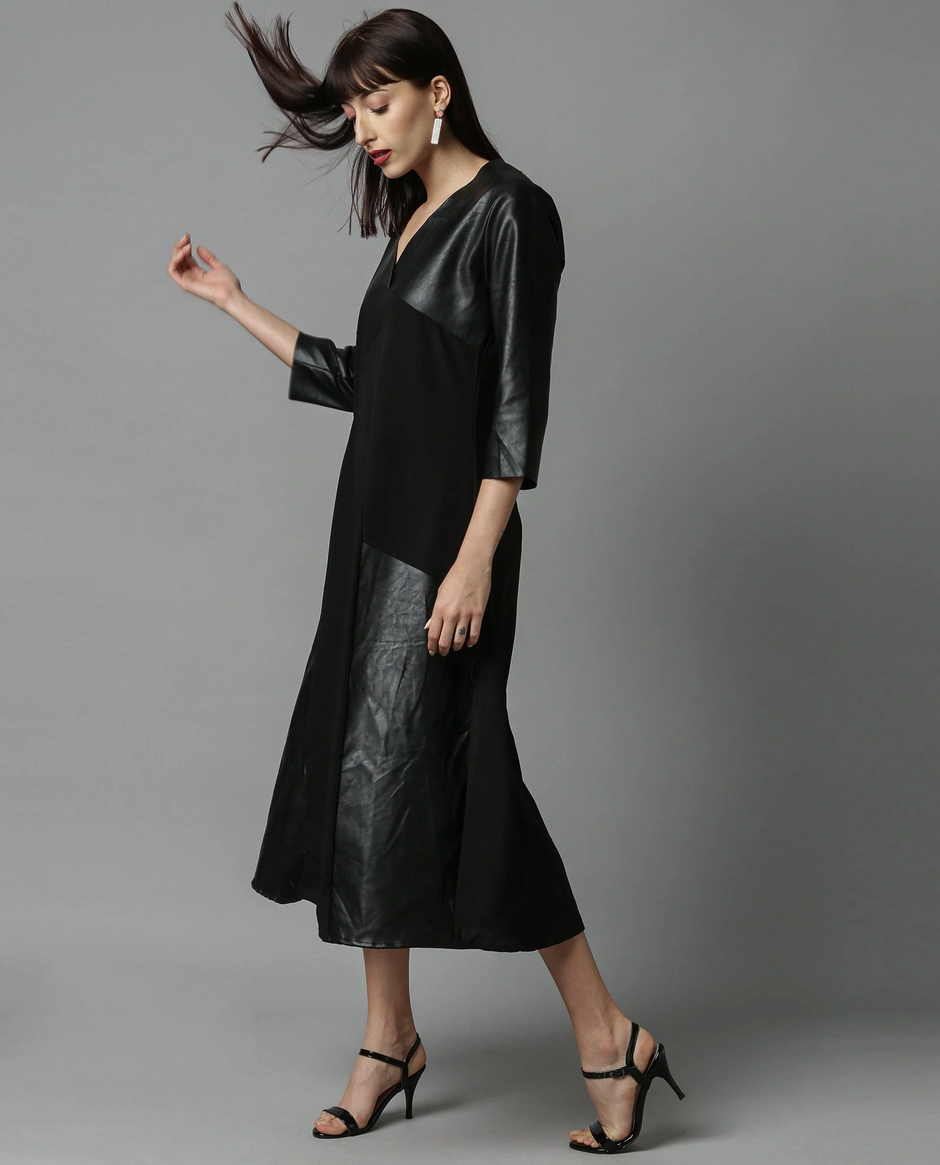 Rareism Women Flute Black Dress Short Sleeves Solid