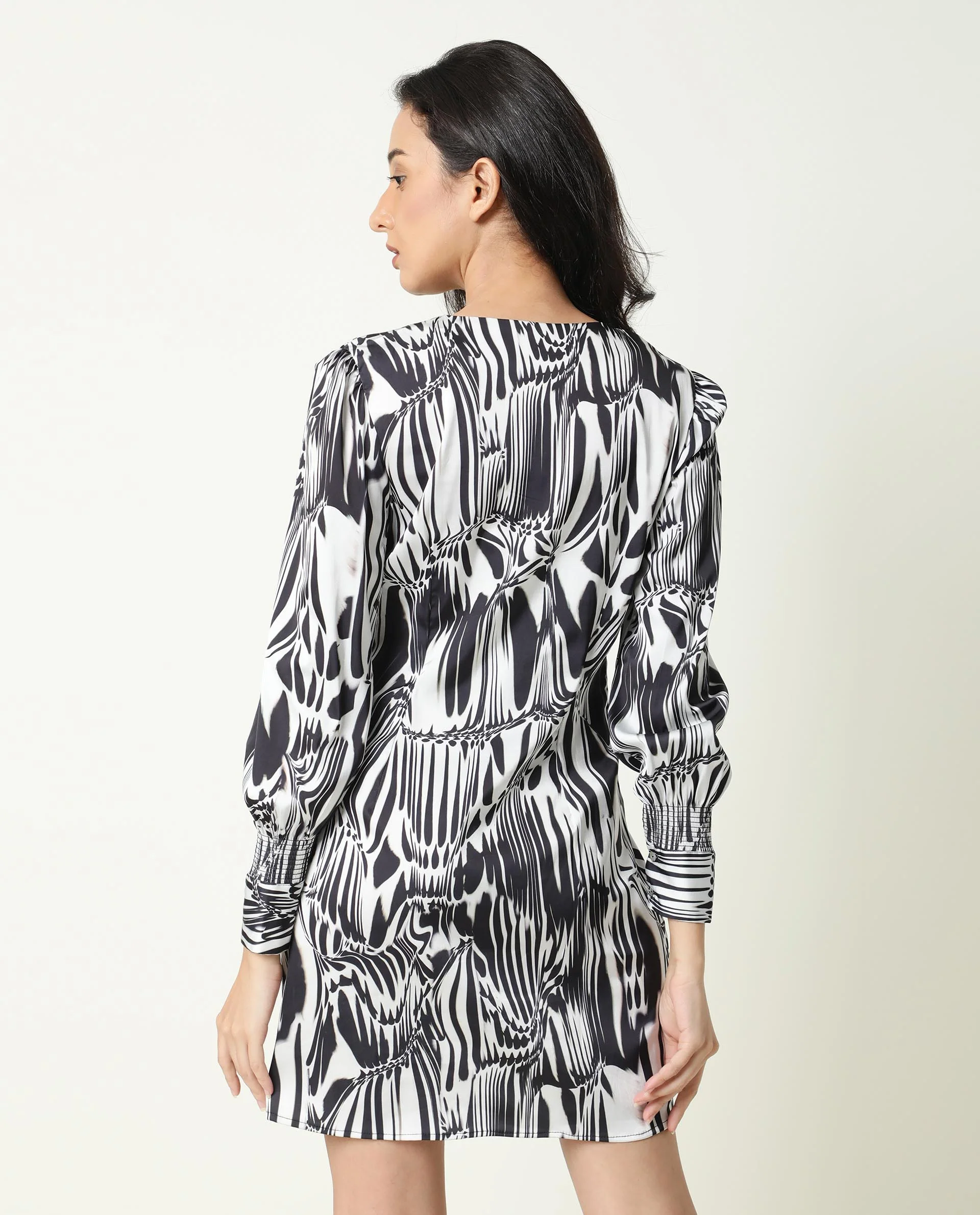 Rareism Women Fold Black Abstract Print Band Collar 3/4 Sleeves With Cuff Mini Dress - Image 8