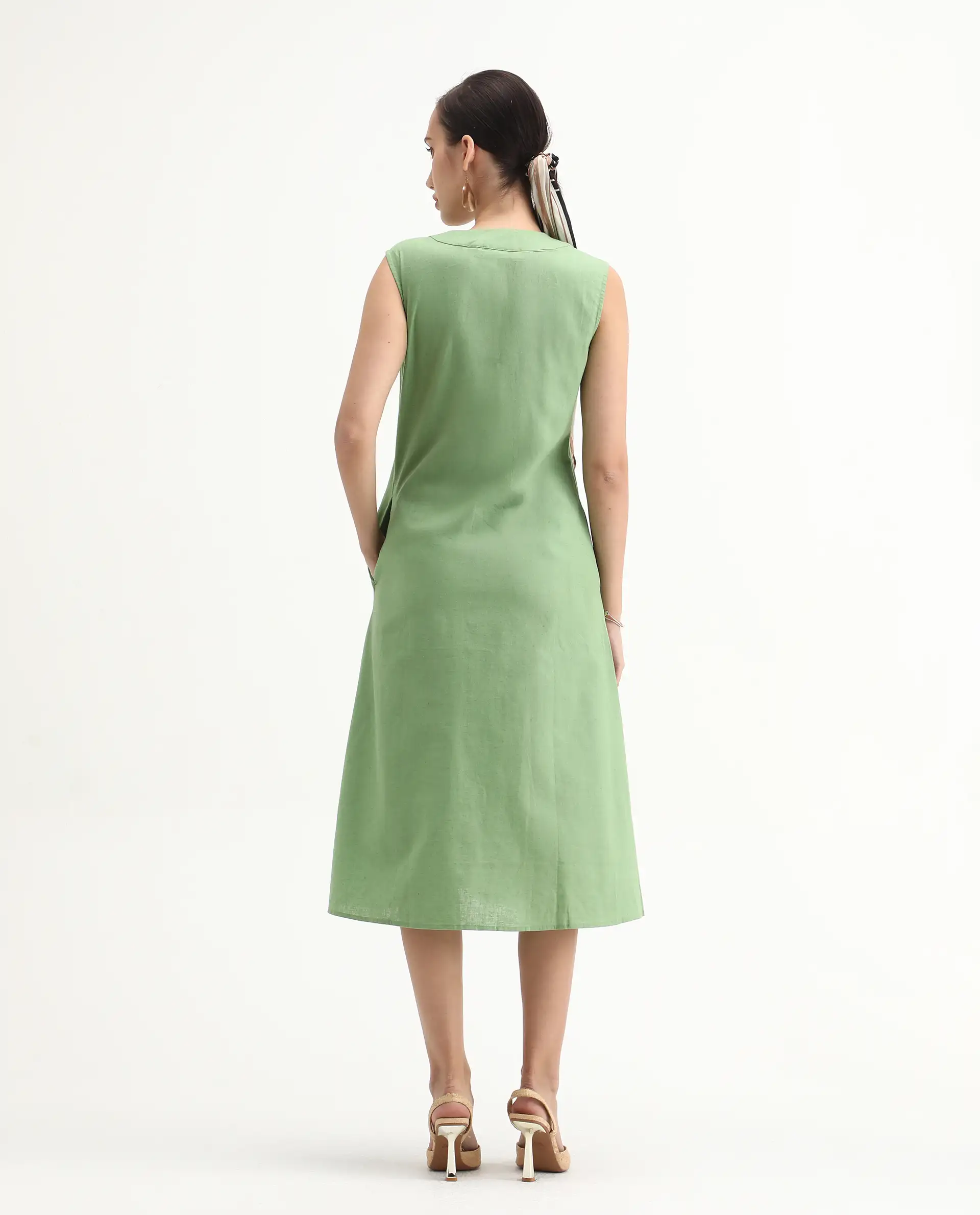 Rareism Women's Foream Pastel Green Cotton Blend V-Neck Plain Sleeveless Midi A-Line Dress - Image 8