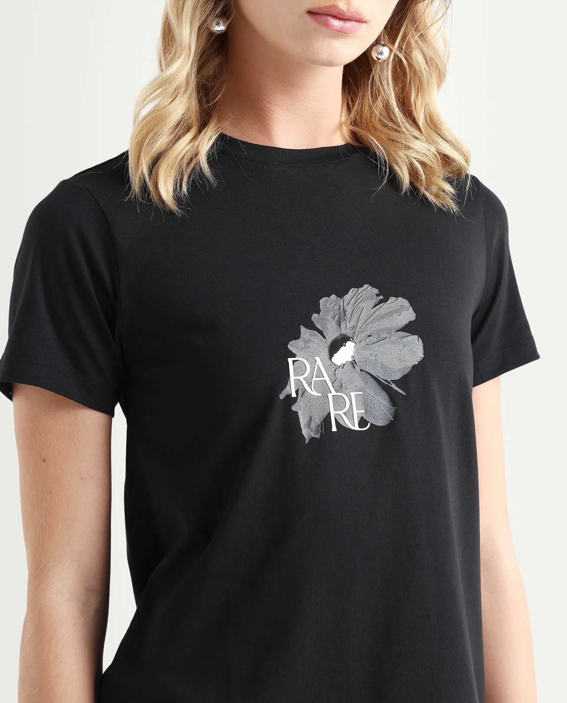 Rareism Women's Fringe Black Cotton Blend Crew Neck Graphic Print Regular Fit T-Shirt - Image 3
