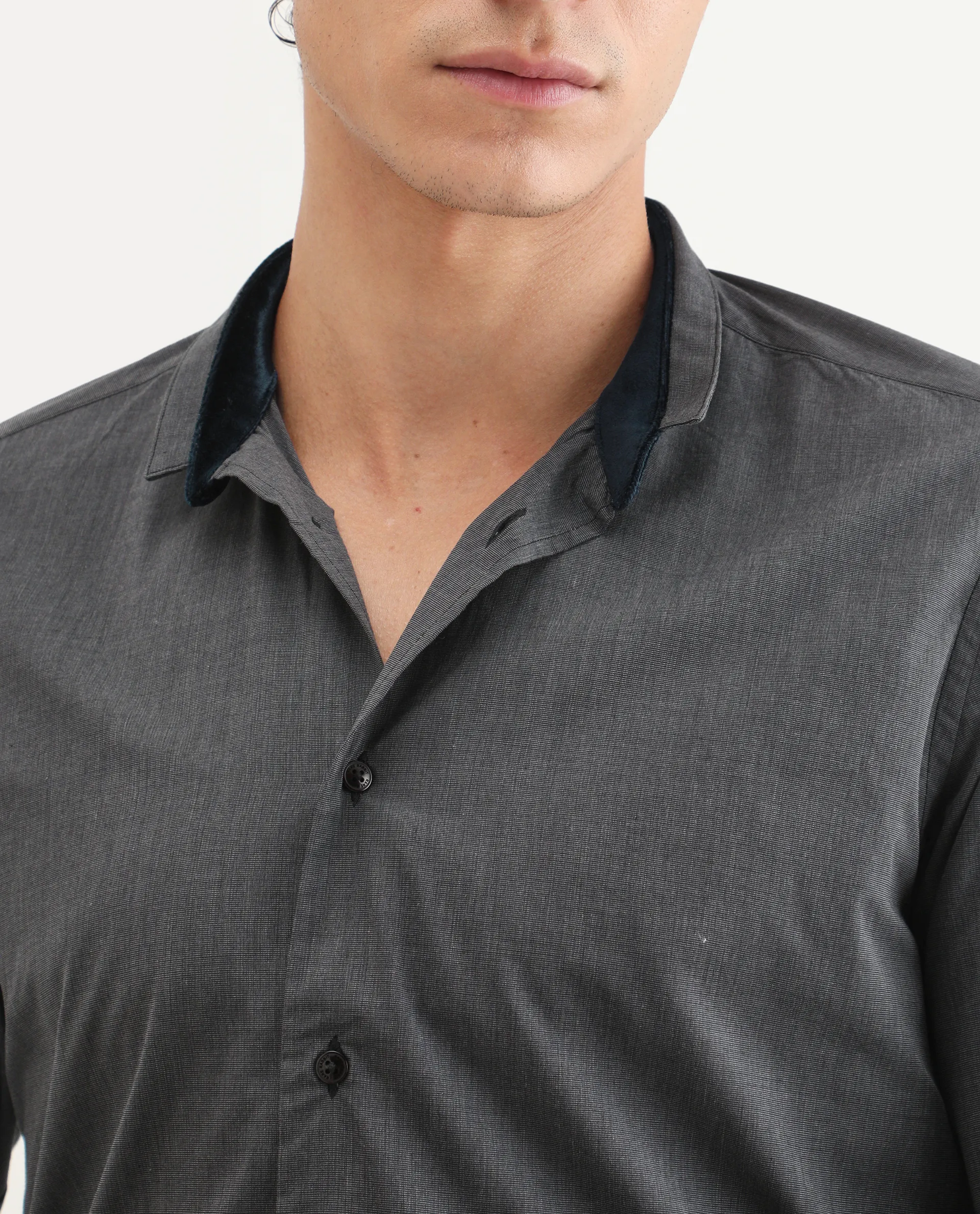 Rare Rabbit Men's Fritz Black Cotton Plain Regular Fit Full Sleeve Mandarin Collar Shirt - Image 3