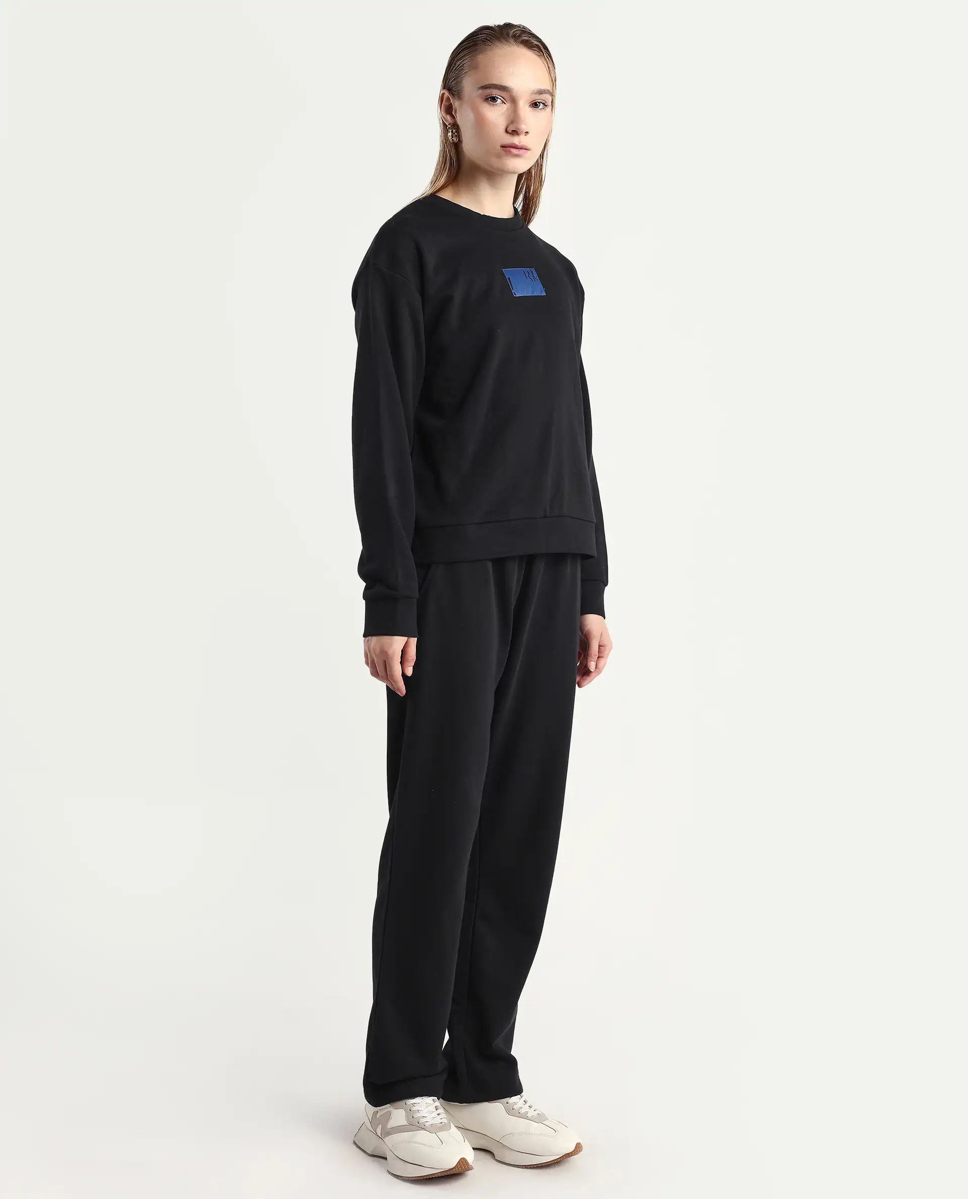 Rareism Women's Fronk Black Polyester Blend Plain Ankle Length Tailored Track Pant - Image 6