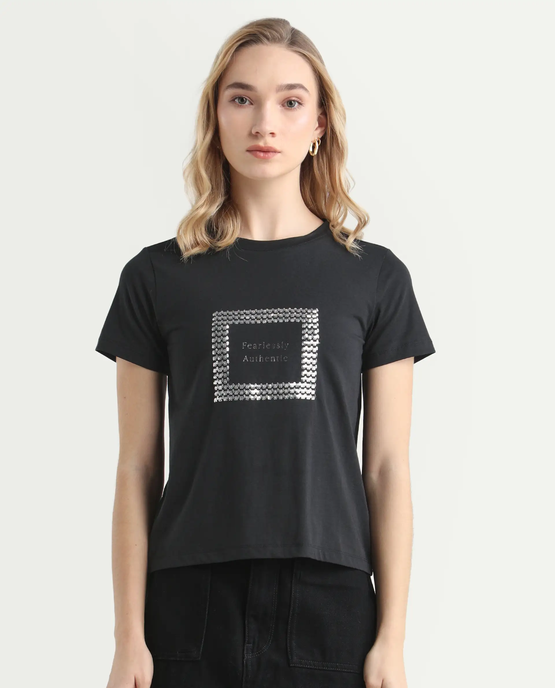 Rareism Women's Frunta Black Cotton Blend Crew Neck Graphic Print Regular Fit T-Shirt - Image 3