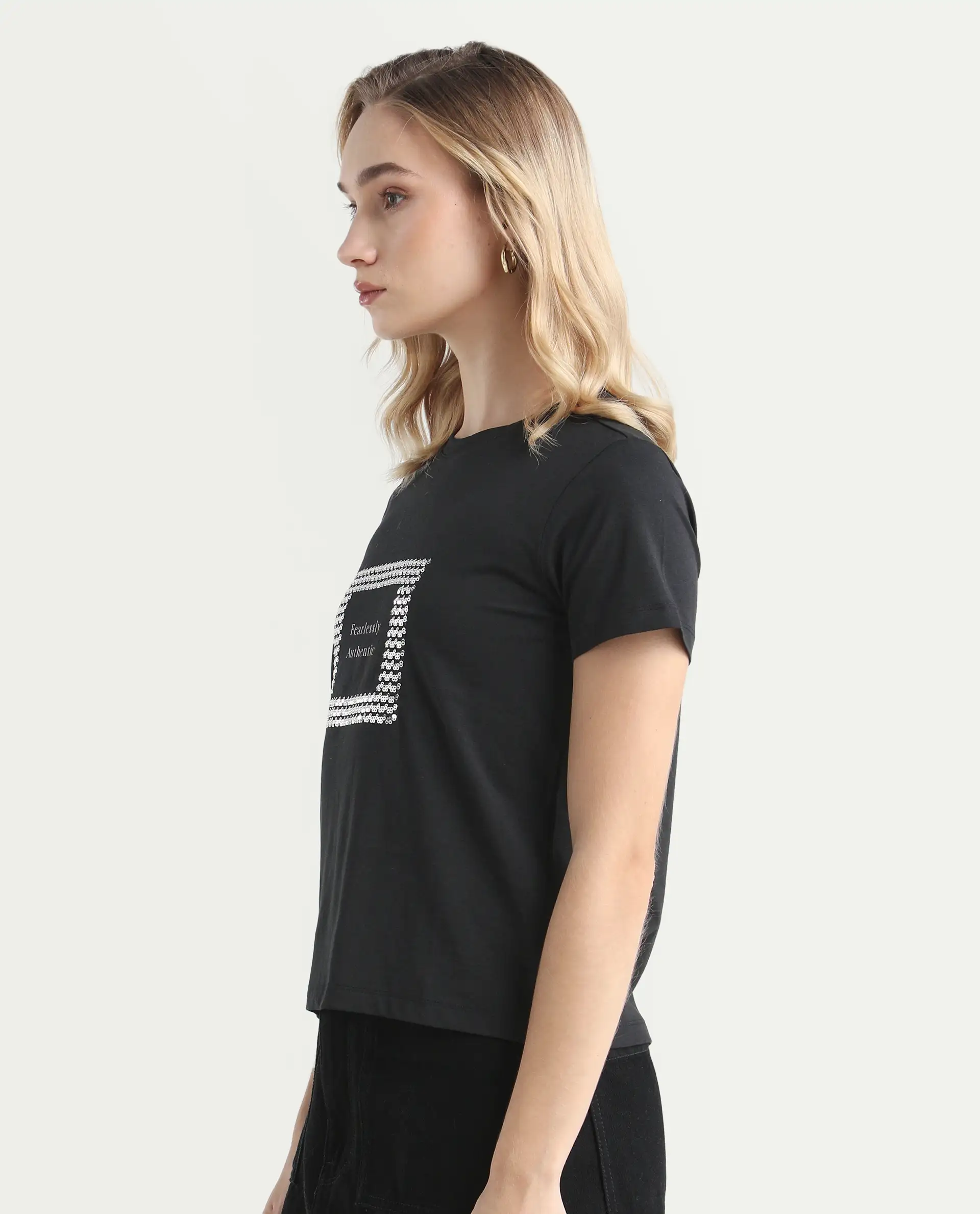 Rareism Women's Frunta Black Cotton Blend Crew Neck Graphic Print Regular Fit T-Shirt - Image 5