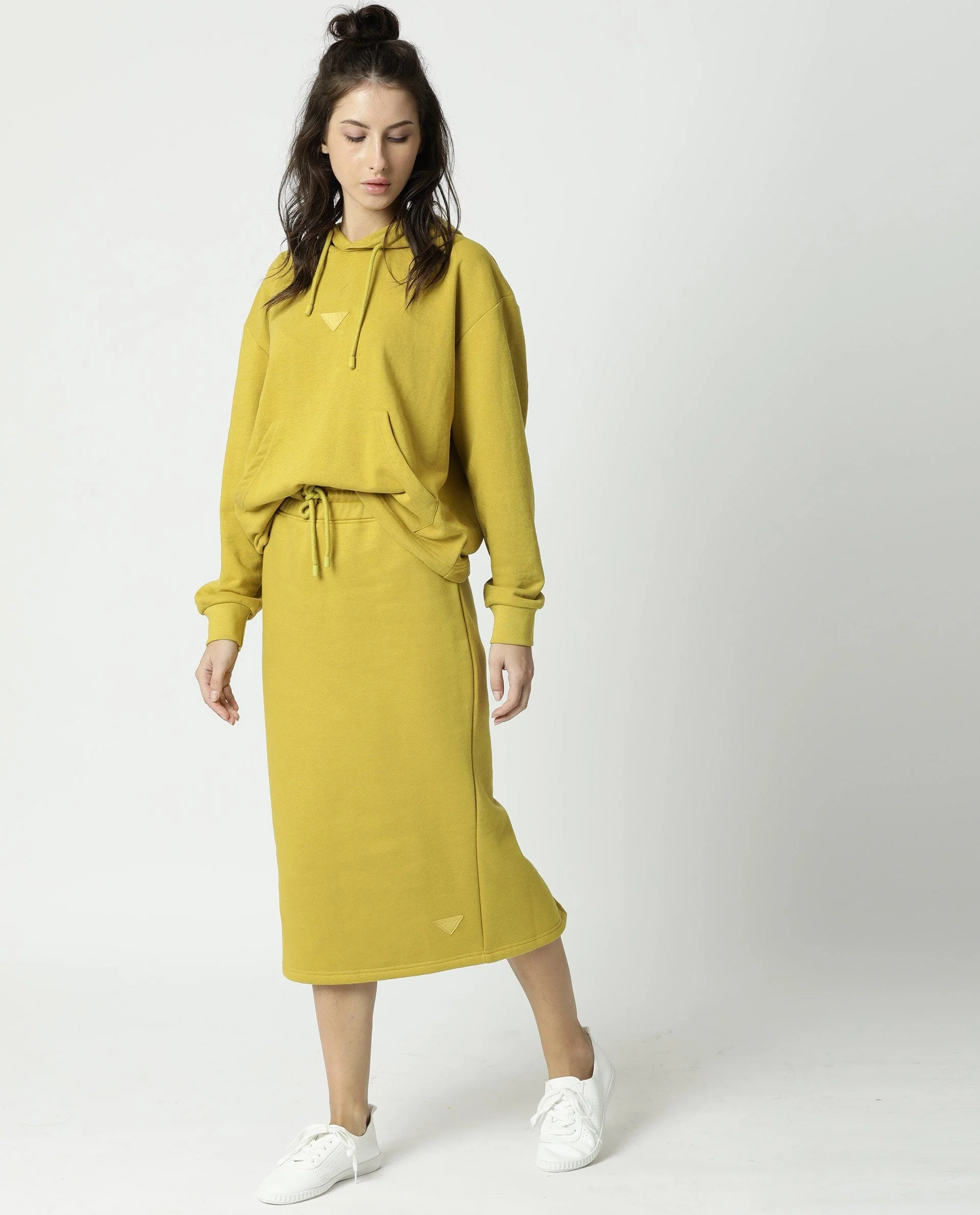 Rareism Women's Fudge Yellow Polyester Blend Plain Midi Tailored Skirt