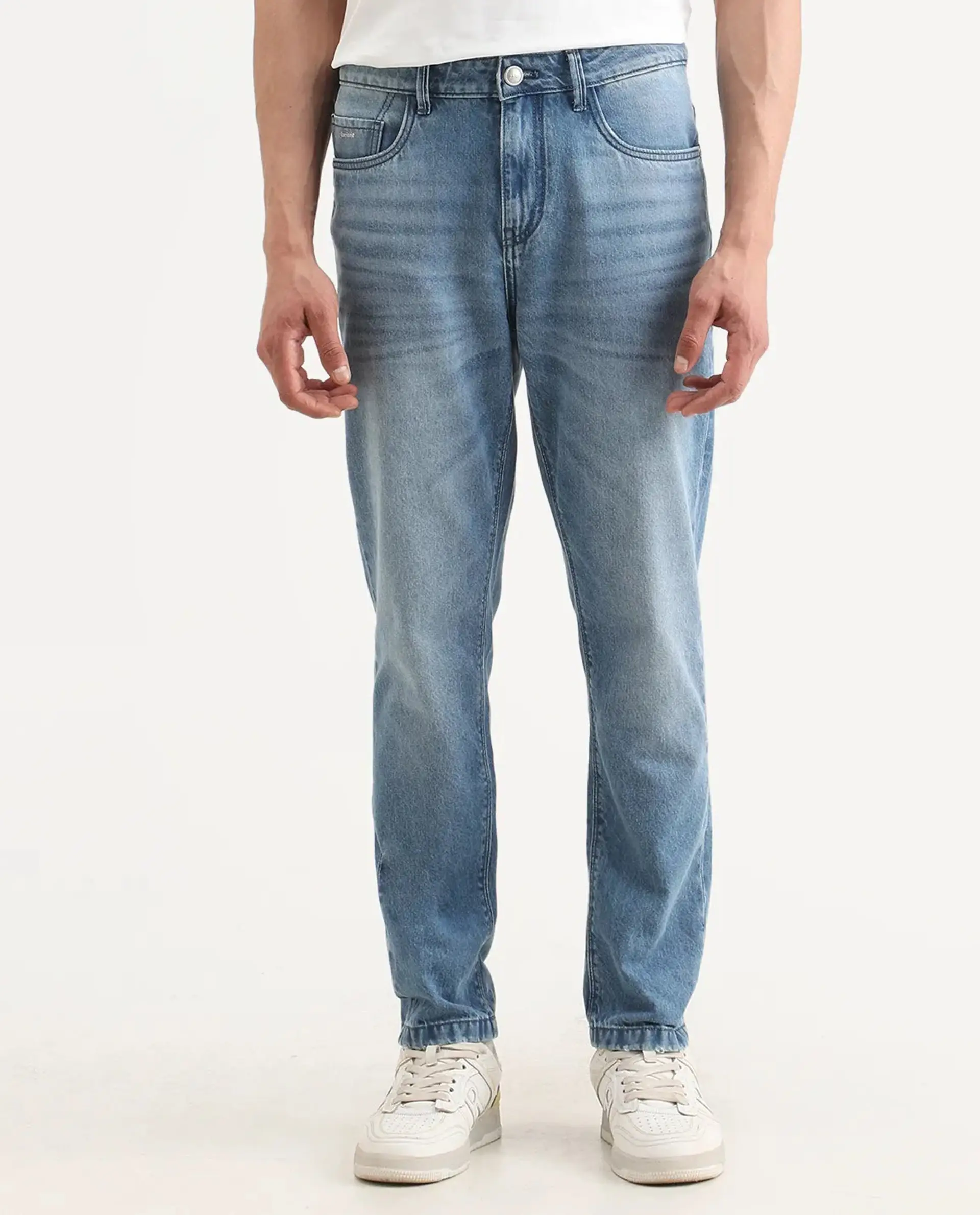 Rare Rabbit Men's Fynn Light Blue Cotton Fabric Kurt Carrot Plain Jeans - Image 10