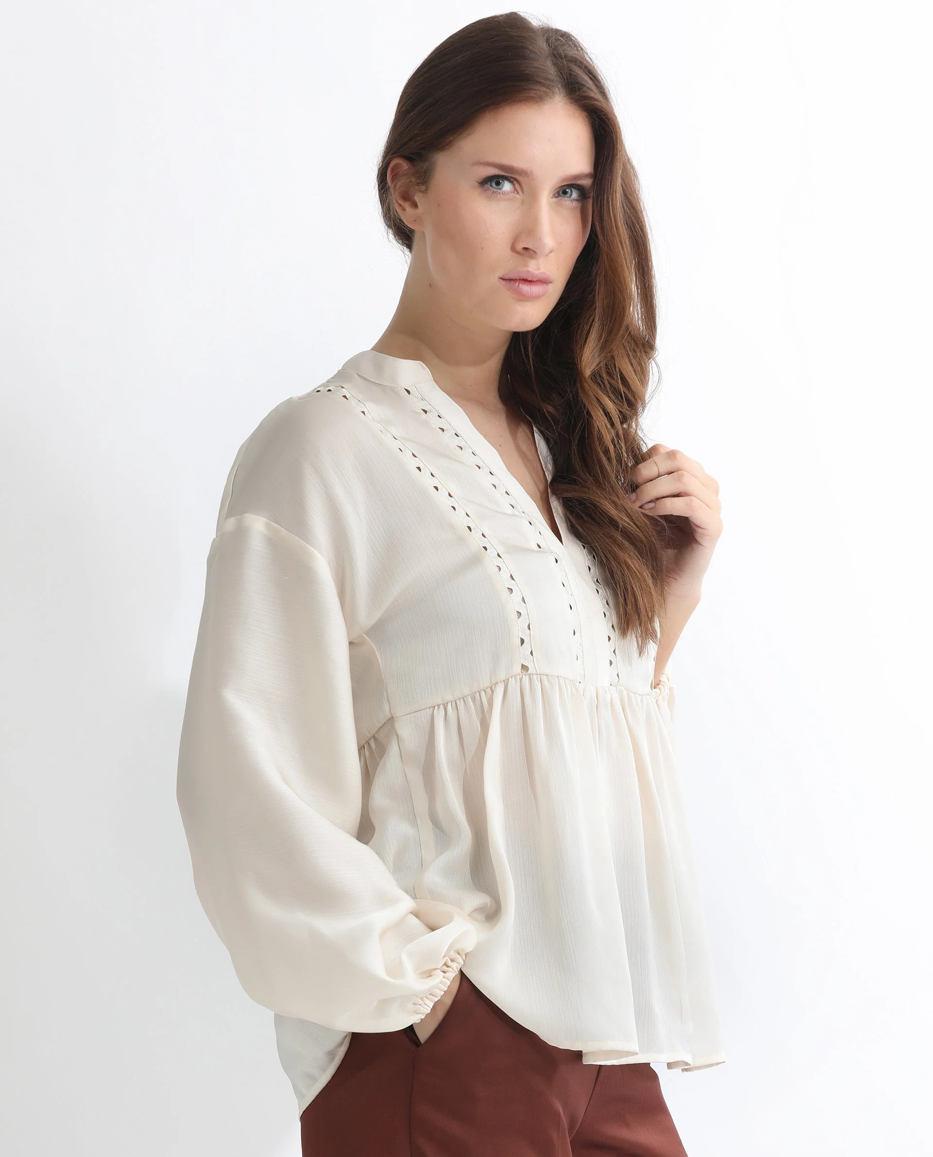 Rareism Women's Gail Off White Polyester V-Neck Plain Cuffed Sleeve Relaxed Fit Top - Image 12