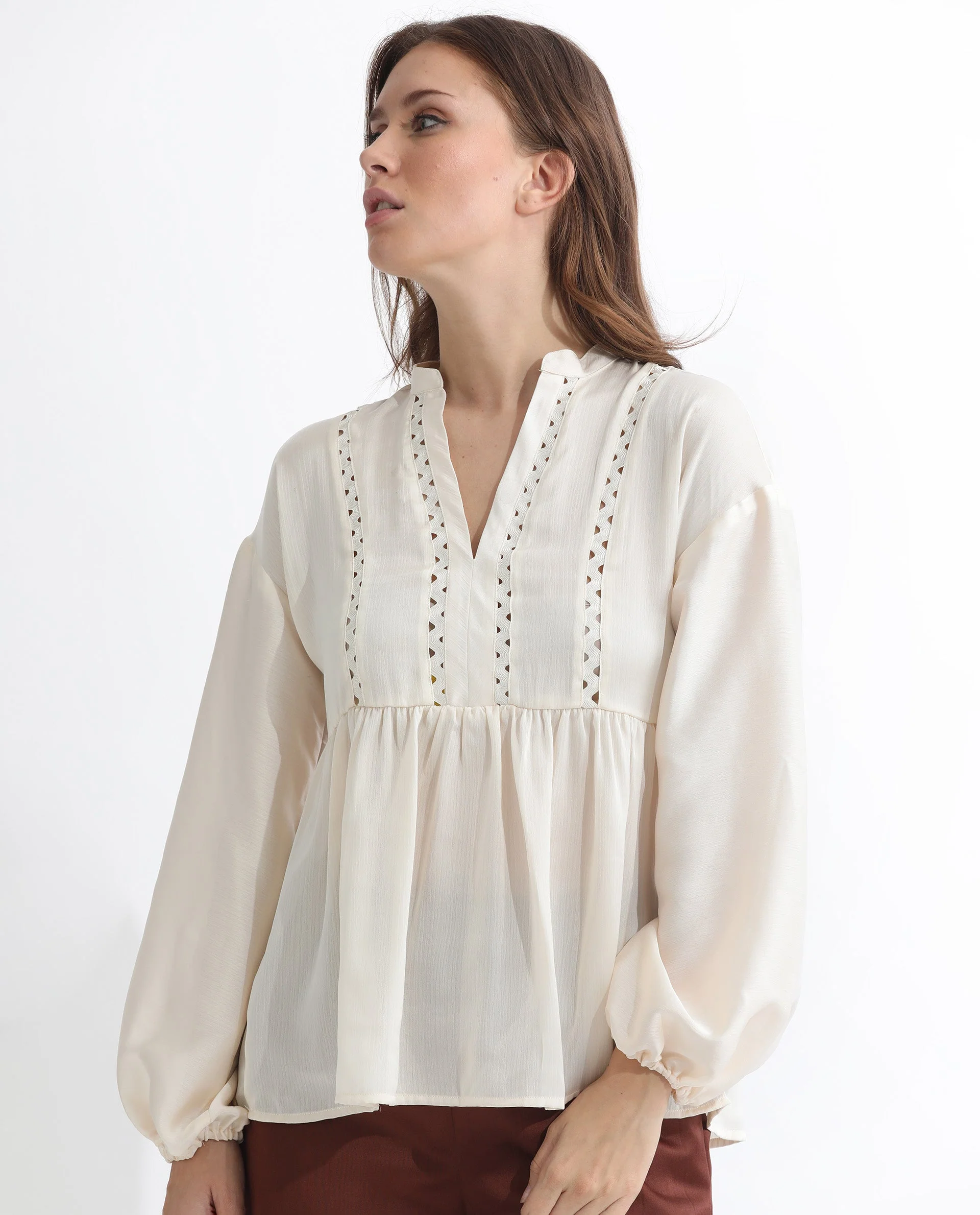 Rareism Women's Gail Off White Polyester V-Neck Plain Cuffed Sleeve Relaxed Fit Top - Image 5