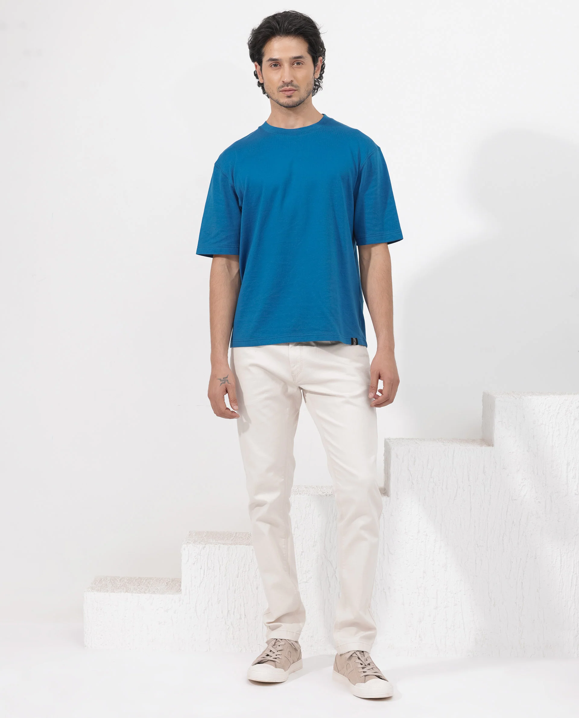 Rare Rabbit Men's Gallos Blue Cotton Plain Oversized Fit Half Sleeve Crew Neck T-Shirt - Image 2