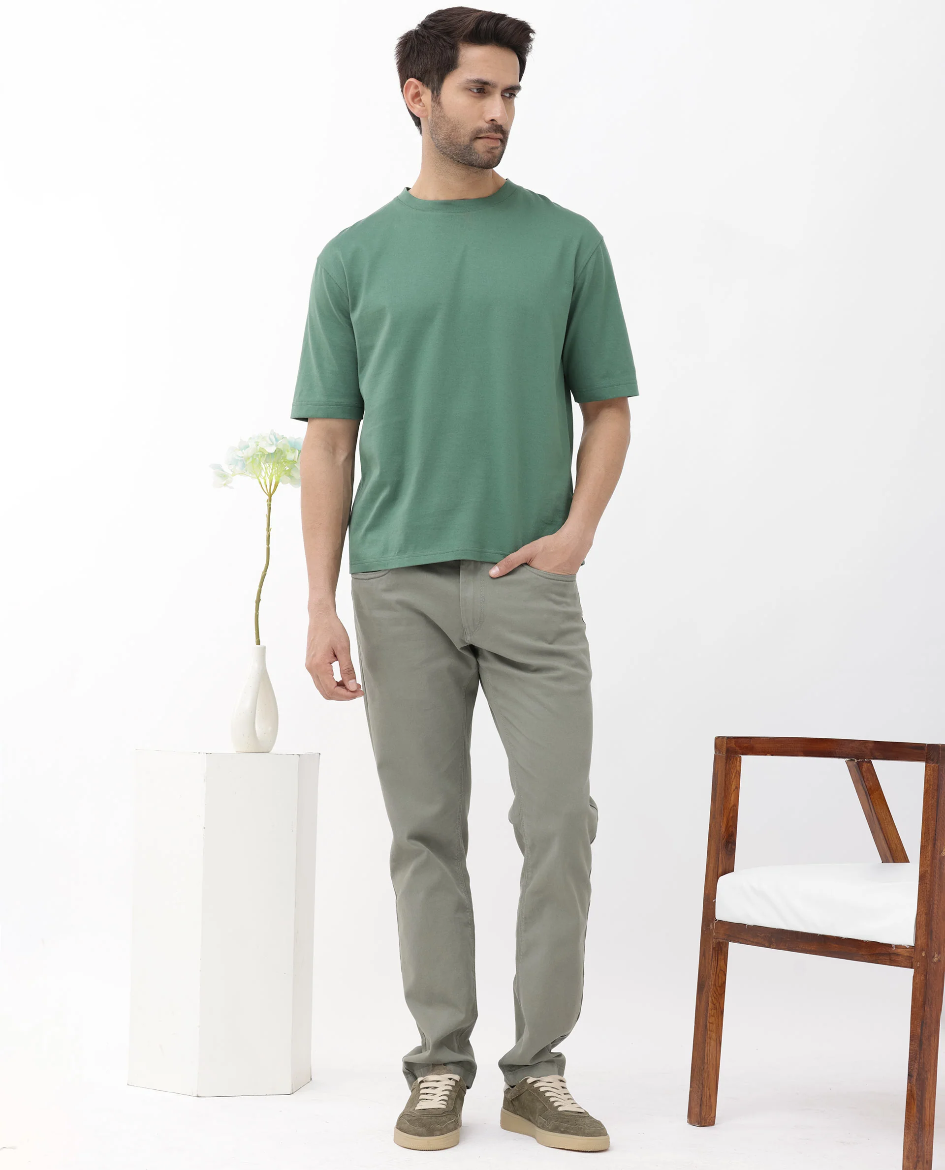 Rare Rabbit Men's Gallos Green Cotton Plain Oversized Fit Half Sleeve Crew Neck T-Shirt - Image 2