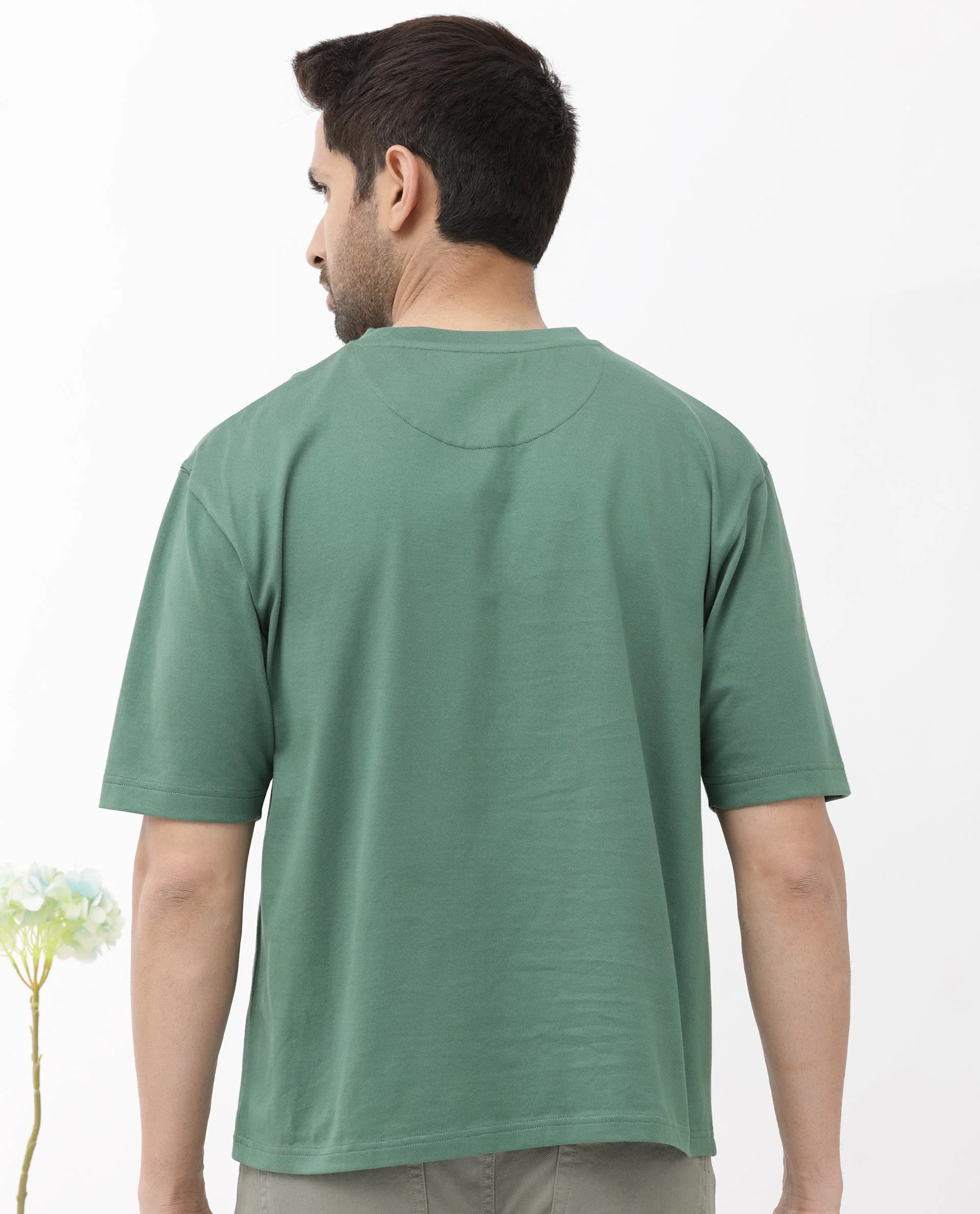 Rare Rabbit Men's Gallos Green Cotton Plain Oversized Fit Half Sleeve Crew Neck T-Shirt - Image 8