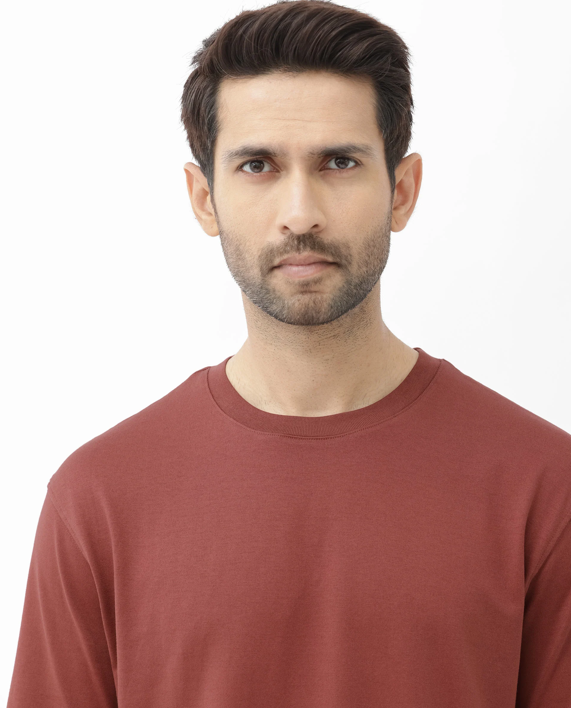Rare Rabbit Men's Gallos Rust Cotton Plain Oversized Fit Half Sleeve Crew Neck T-Shirt - Image 4