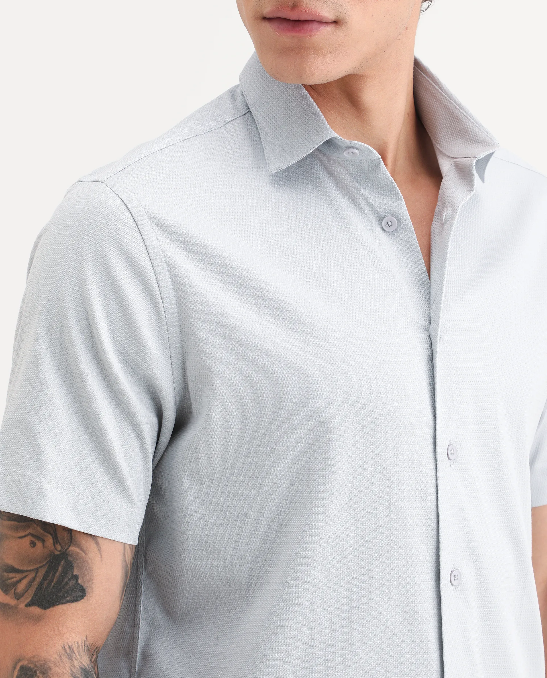 Rare Rabbit Men's Garah Light Grey Cotton Blend Fabric Half Sleeve Regular Fit Shirt - Image 3