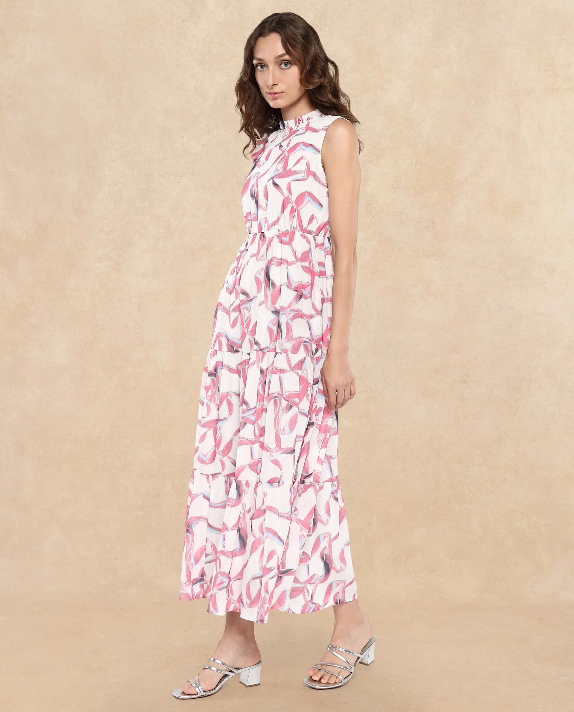 Rareism Women's Garp White Cotton Sweetheart Neck Abstract Print Sleeveless Maxi Tiered Dress - Image 5