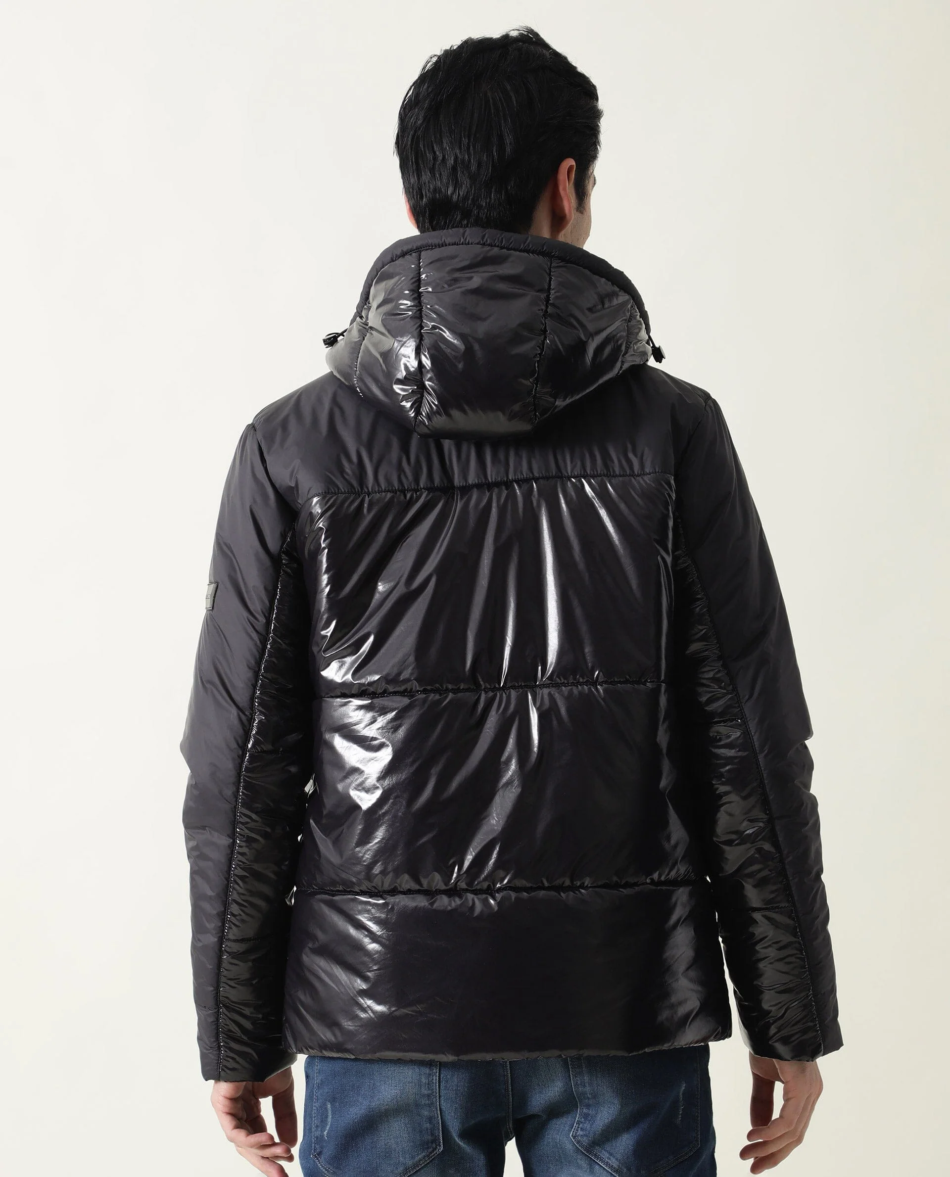 Rare Rabbit Men's Gat Black Nylon Plain Relaxed Fit Full Sleeve Hooded Jacket - Image 9