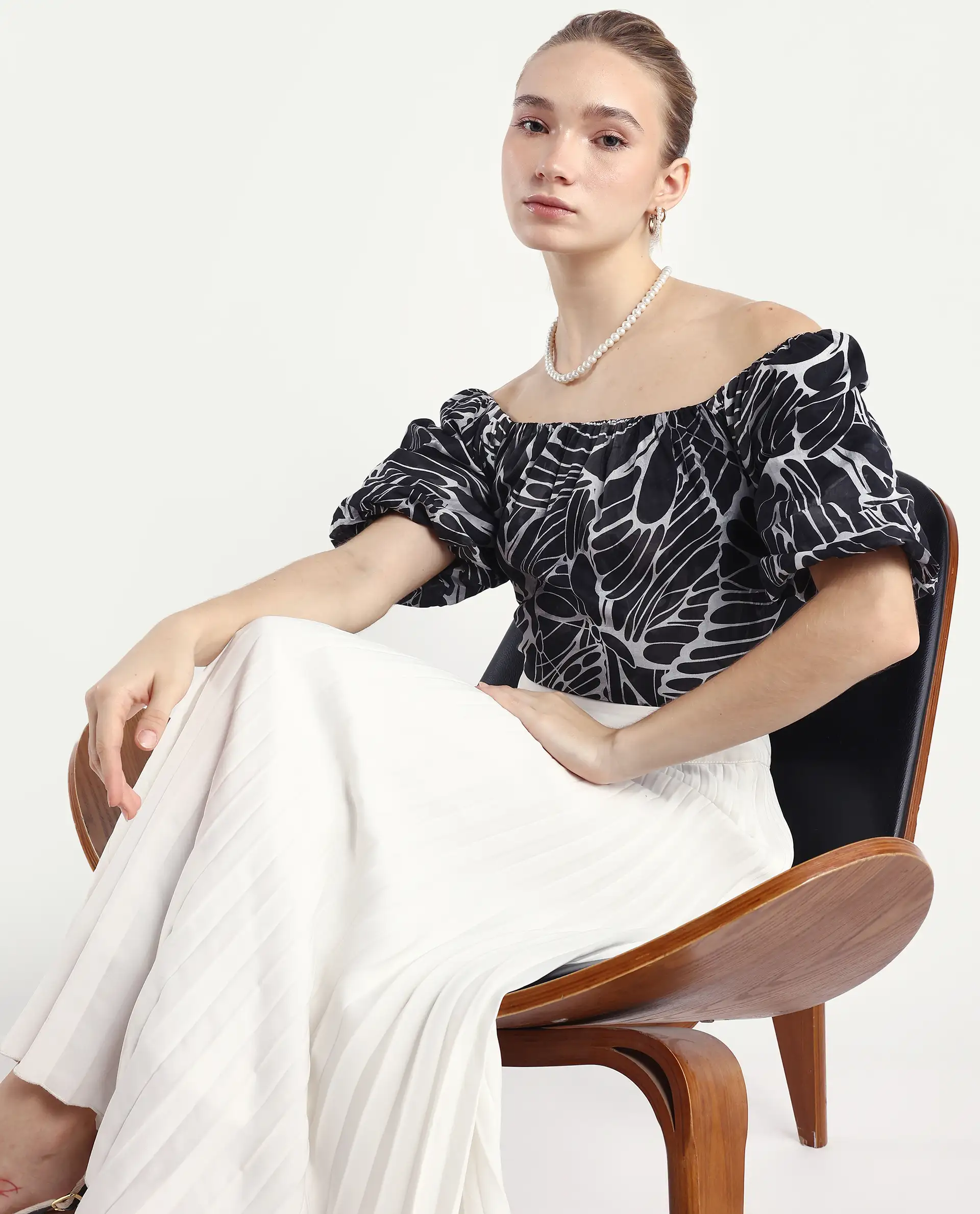 Rareism Women's Getan Black Viscose Blend Square Neck Abstract Print Balloon Sleeve Relaxed Fit Top
