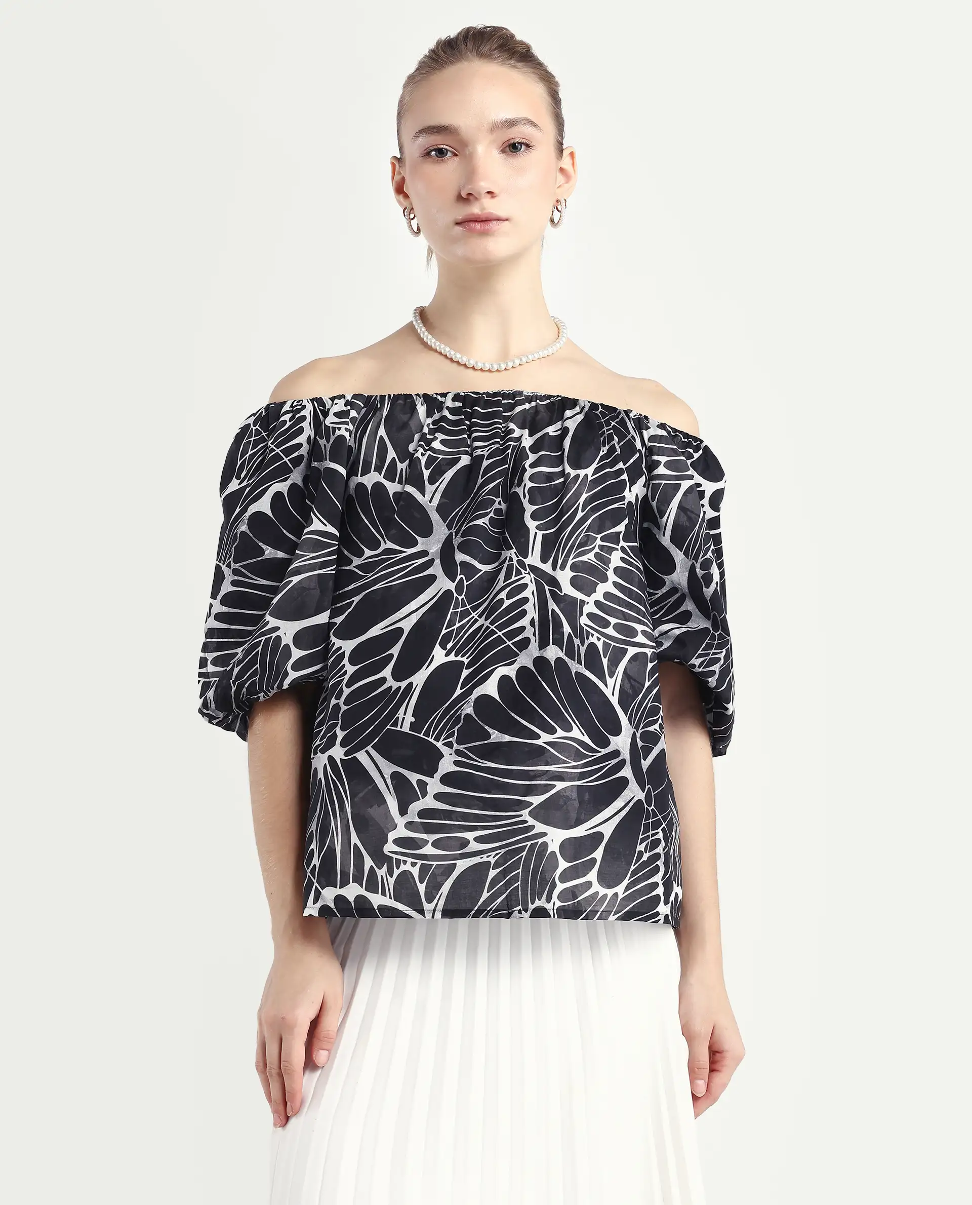 Rareism Women's Getan Black Viscose Blend Square Neck Abstract Print Balloon Sleeve Relaxed Fit Top - Image 4
