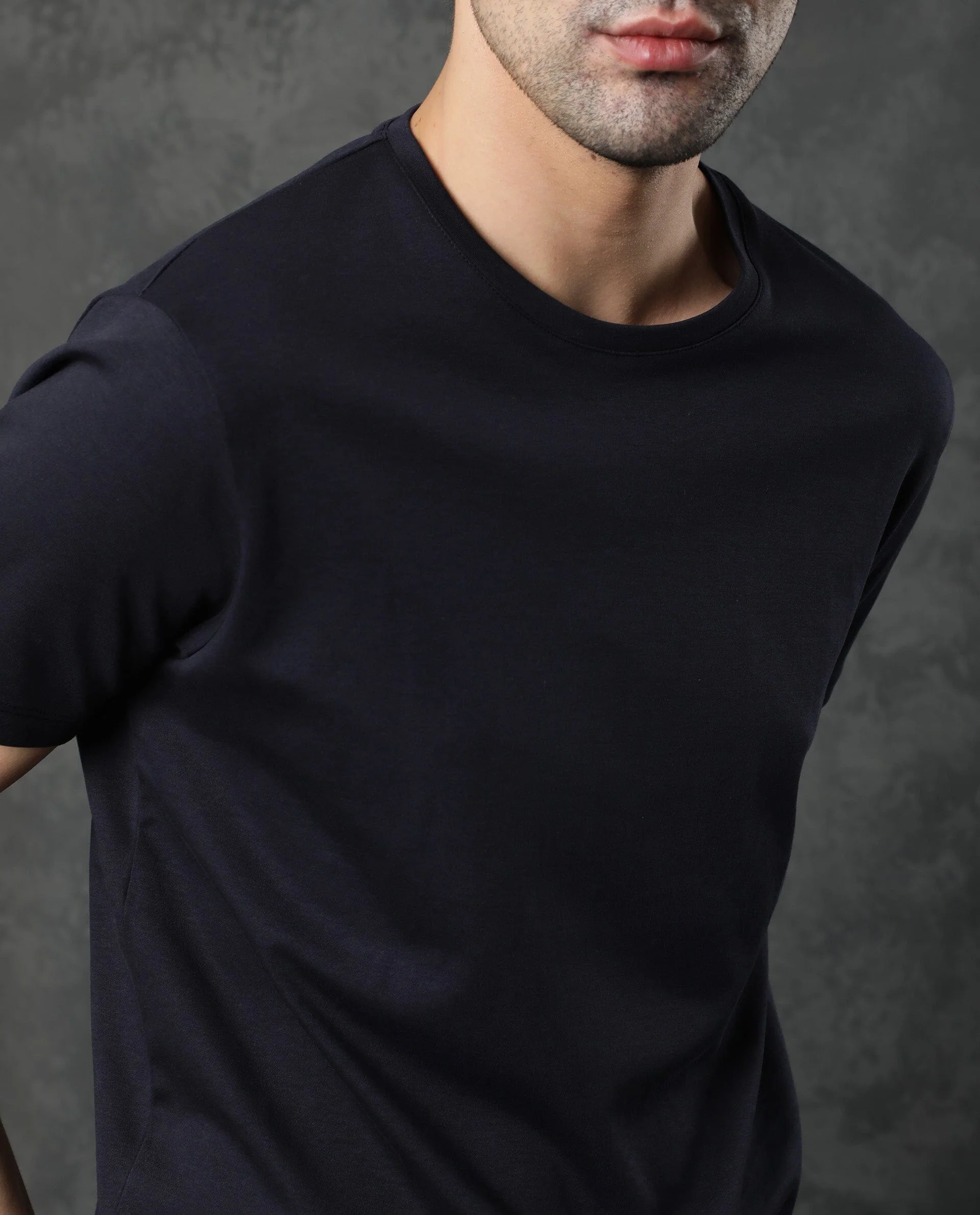 Rare Rabbit Men's Gis Navy Cotton Plain Slim Fit Half Sleeve Crew Neck T-Shirt - Image 5