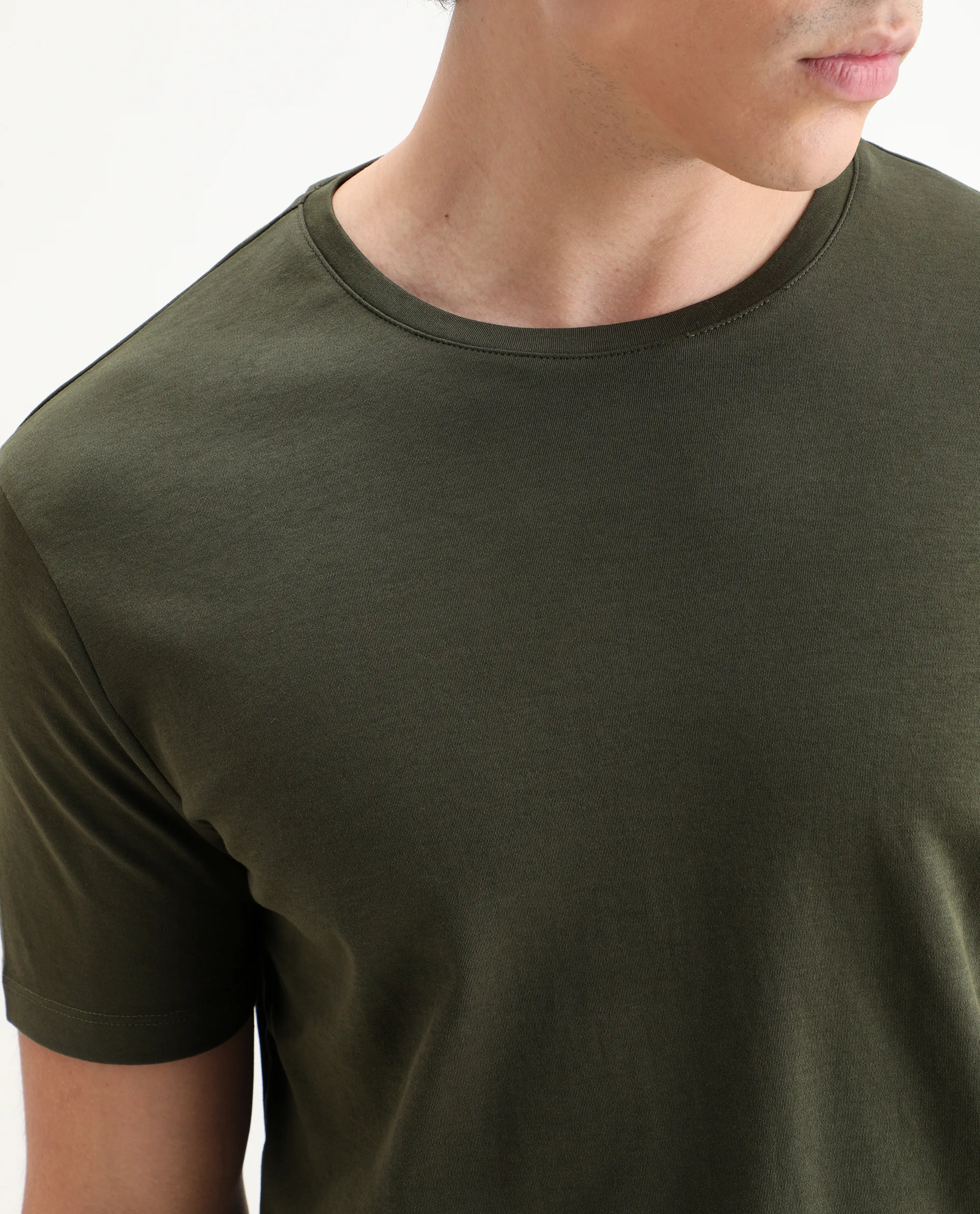 Rare Rabbit Men's Gis Olive Cotton Plain Slim Fit Half Sleeve Crew Neck T-Shirt - Image 3