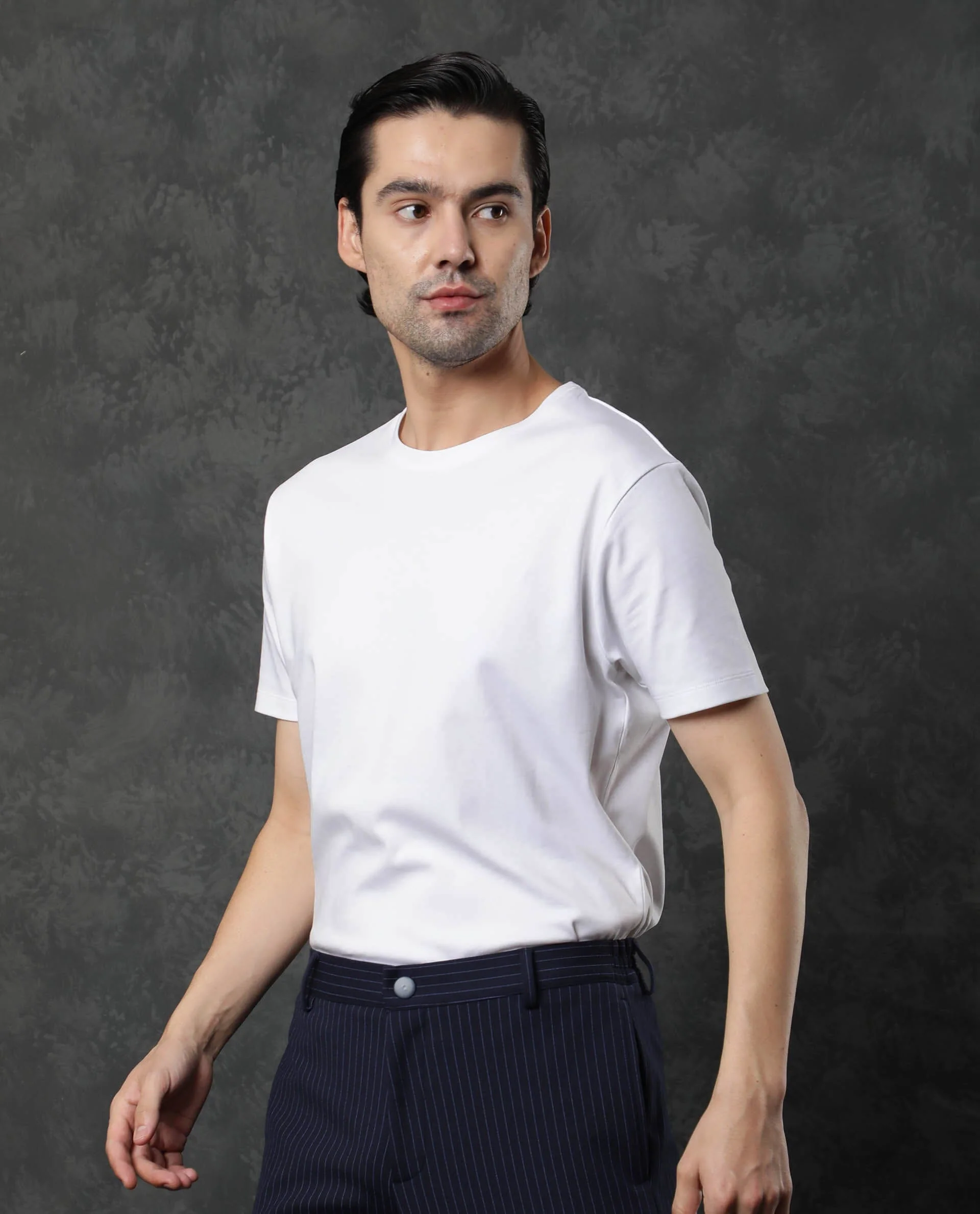 Rare Rabbit Men's Gis White Cotton Plain Slim Fit Half Sleeve Crew Neck T-Shirt - Image 4