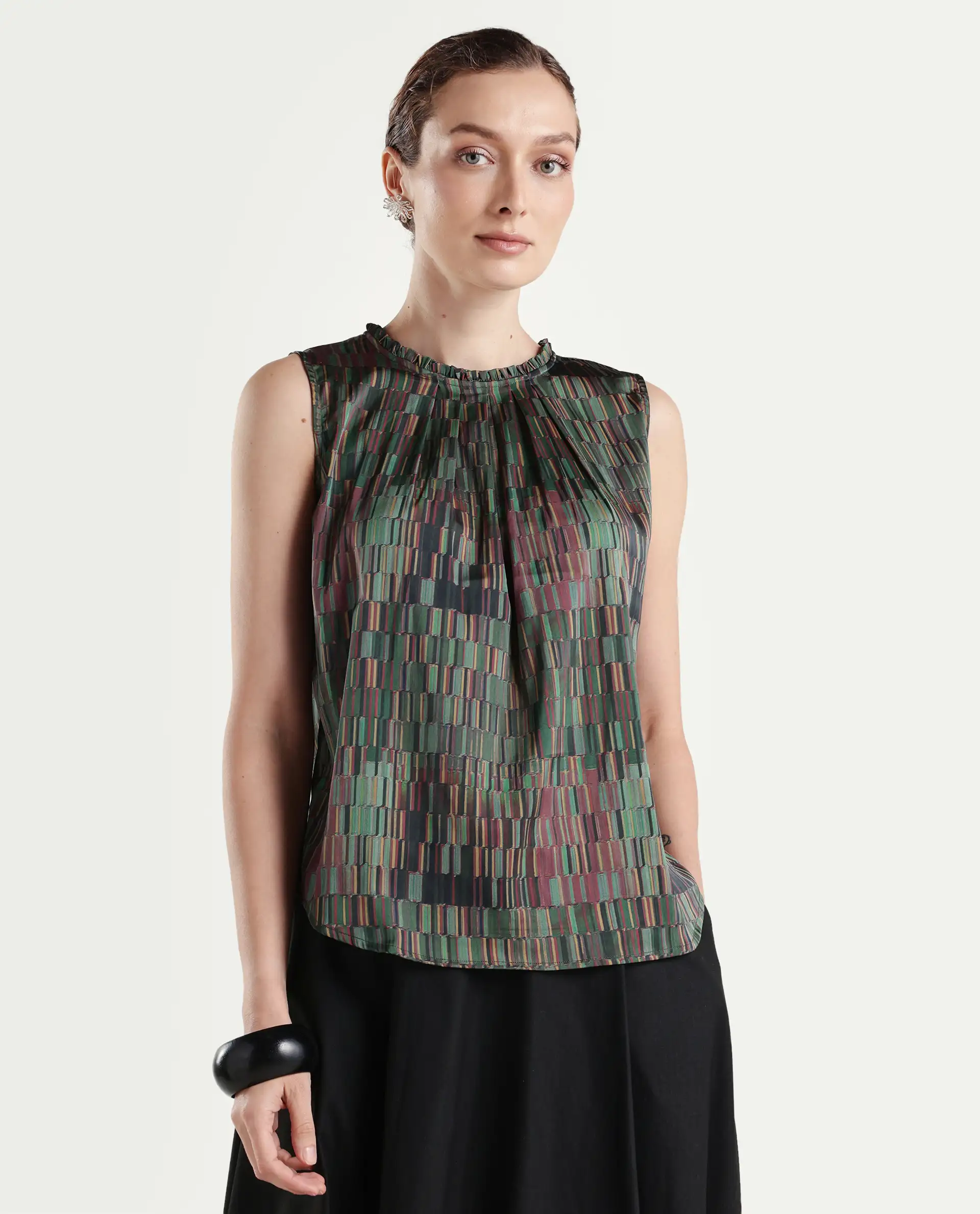 Rareism Women's Giselle Olive Polyester Crew Neck Geometric Print Sleeveless Regular Fit Top - Image 3